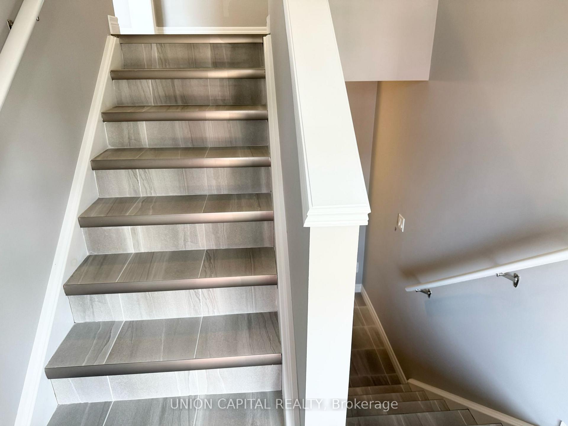 Photo 25 of 61 Arabella Drive, Guelph, Kortright East — HOMEH