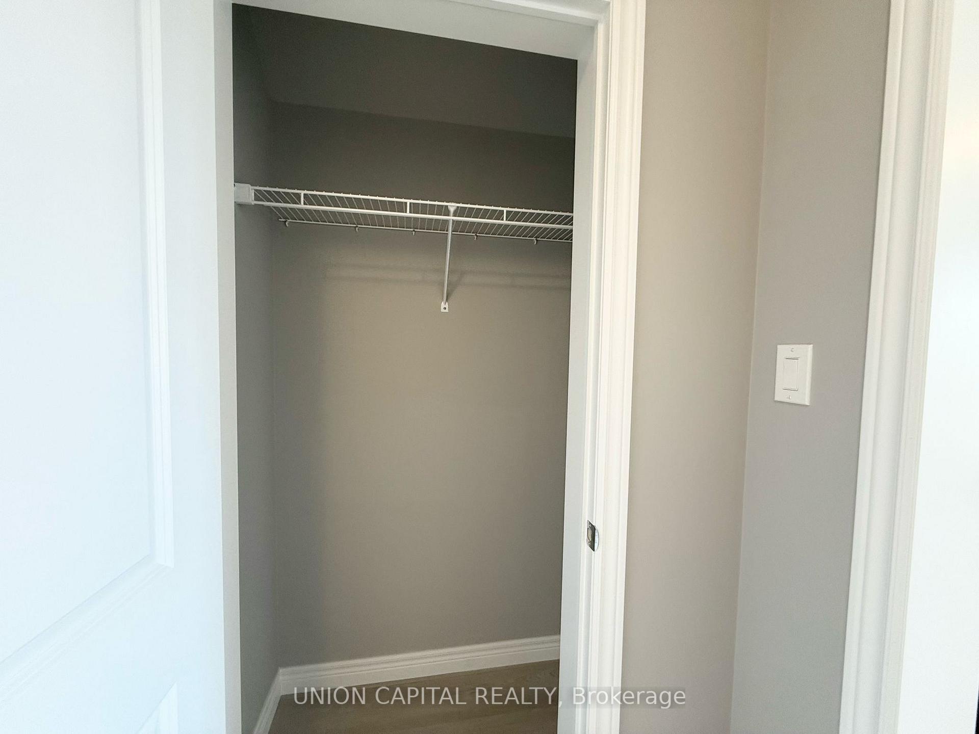 Photo 29 of 61 Arabella Drive, Guelph, Kortright East — HOMEH