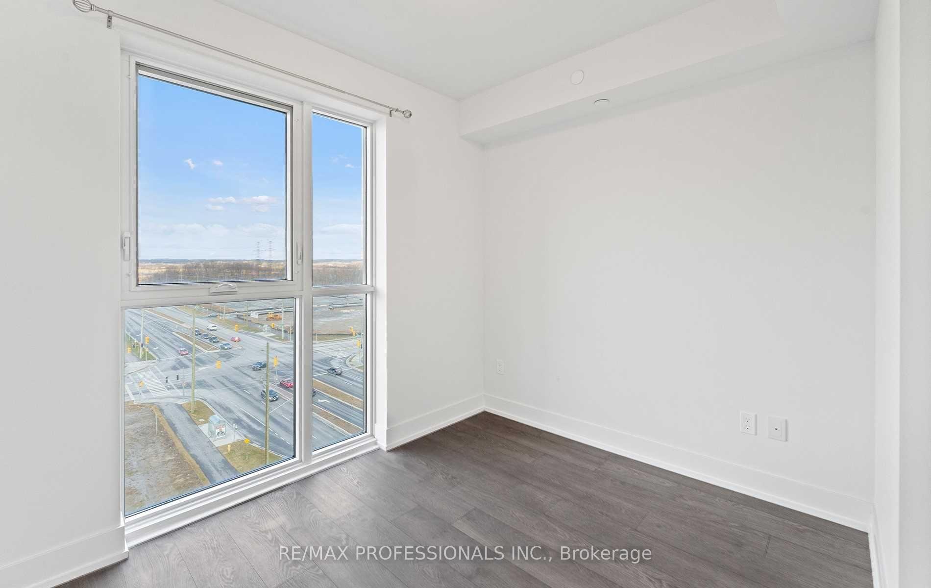 Photo 11 of Unit 907, 2550 Simcoe Street N, Oshawa, Windfields — HOMEH