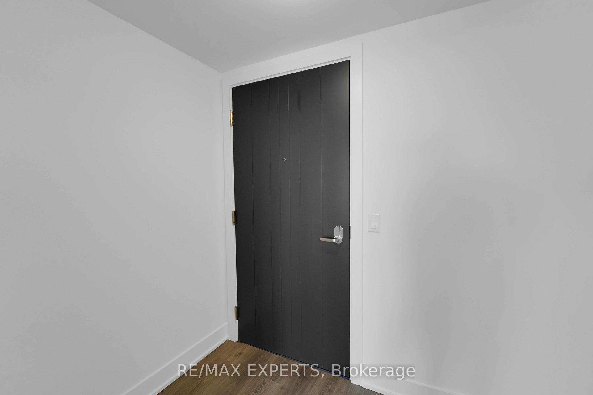 Photo 8 of Unit 611, 2545 Simcoe Street N, Oshawa, Windfields — HOMEH