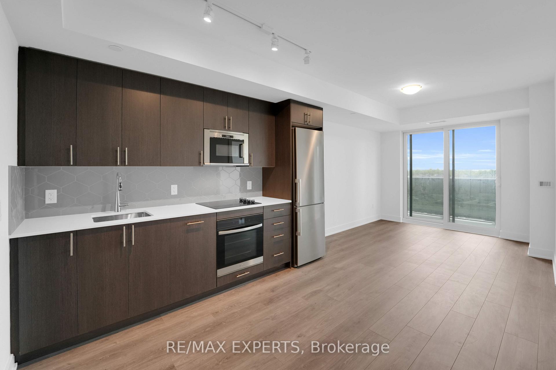Photo 3 of Unit 611, 2545 Simcoe Street N, Oshawa, Windfields — HOMEH