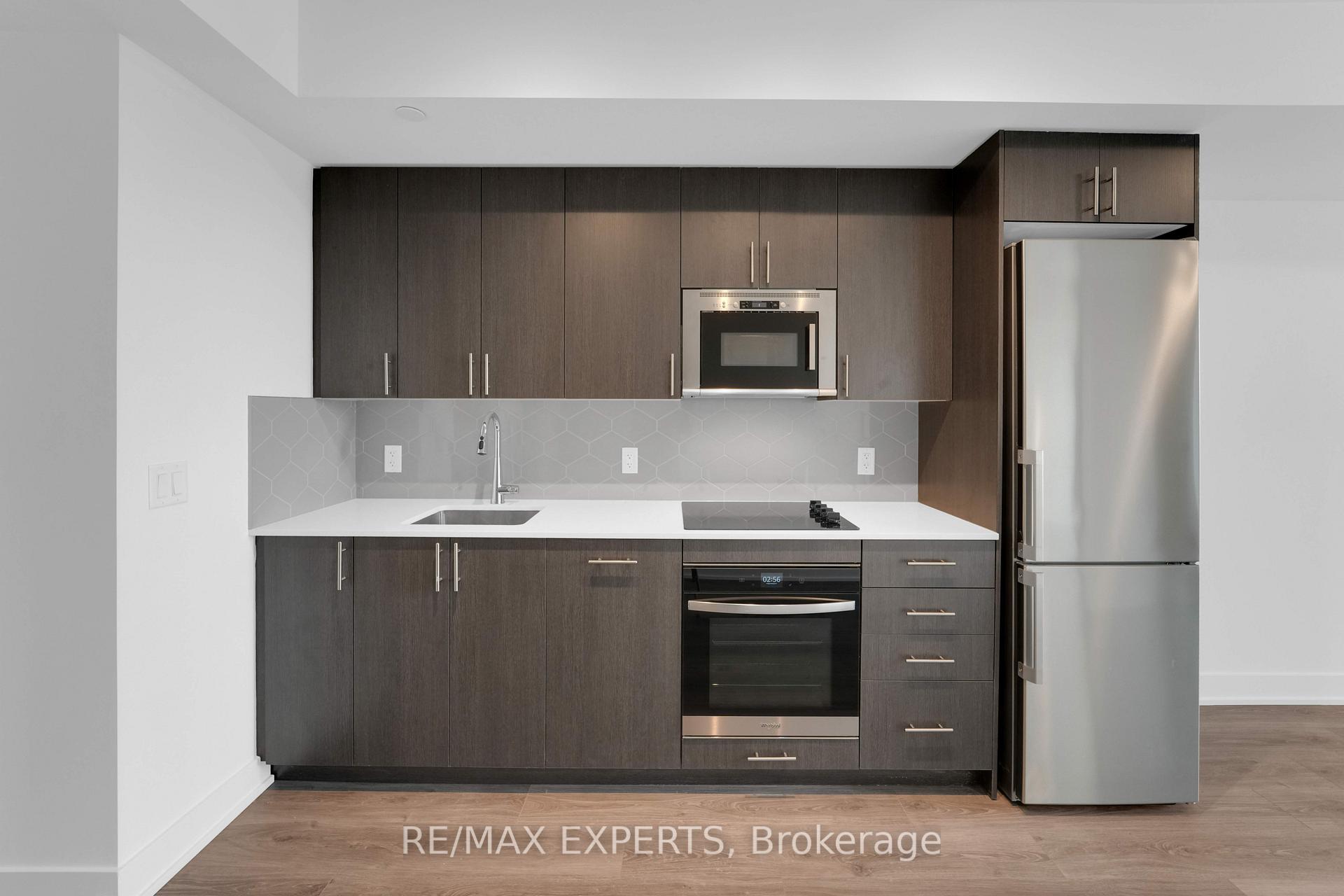Photo 4 of Unit 611, 2545 Simcoe Street N, Oshawa, Windfields — HOMEH
