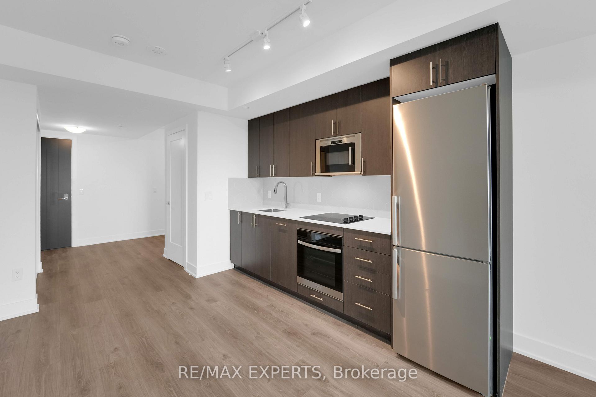 Photo 11 of Unit 611, 2545 Simcoe Street N, Oshawa, Windfields — HOMEH