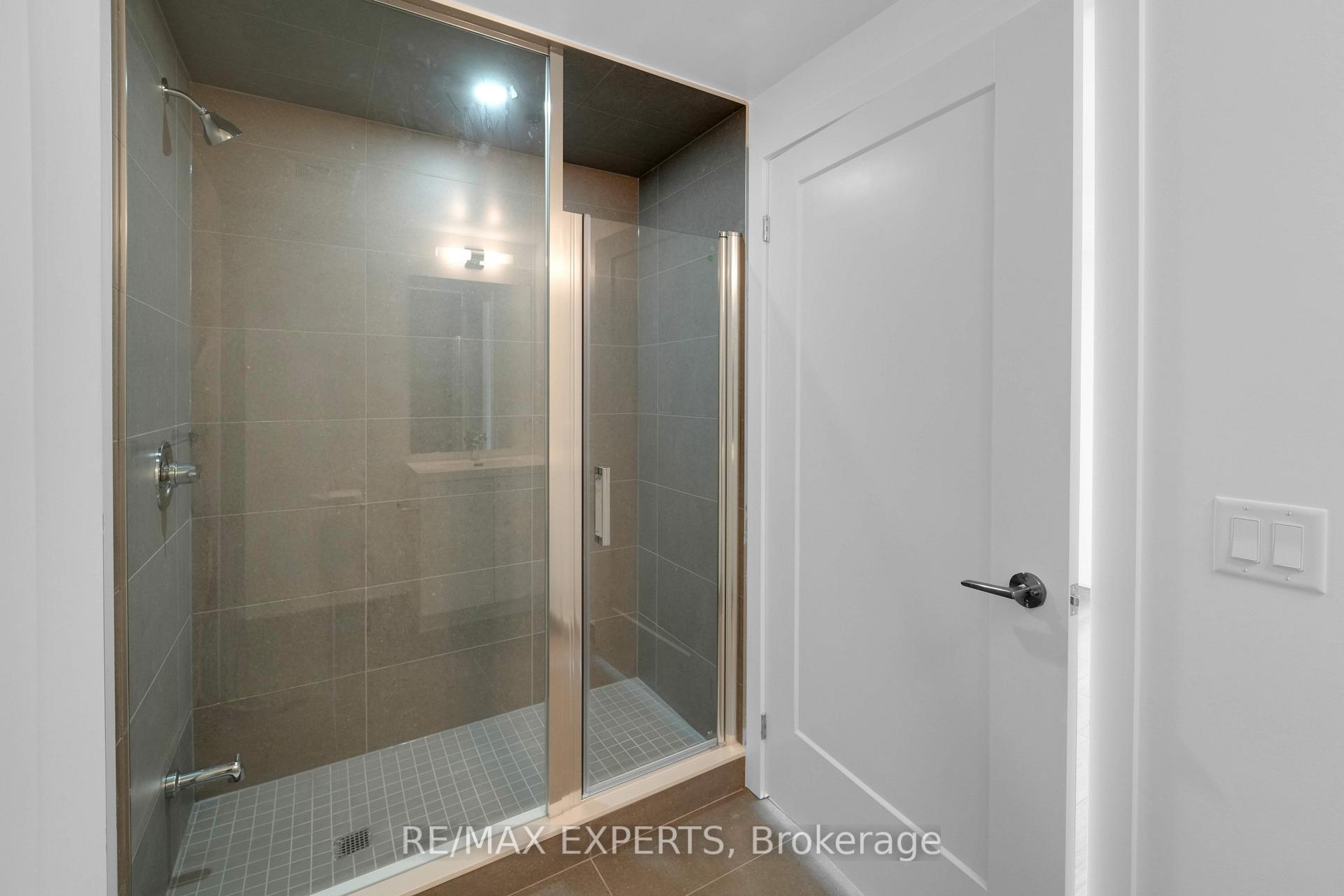 Photo 6 of Unit 611, 2545 Simcoe Street N, Oshawa, Windfields — HOMEH