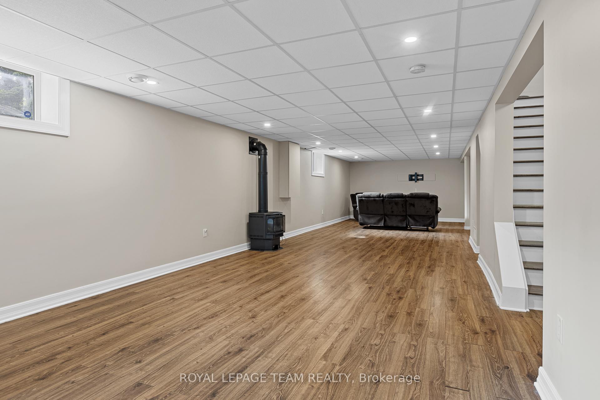 Photo 24 of 3301 Wild Cherry Drive, Ottawa, Osgoode — HOMEH
