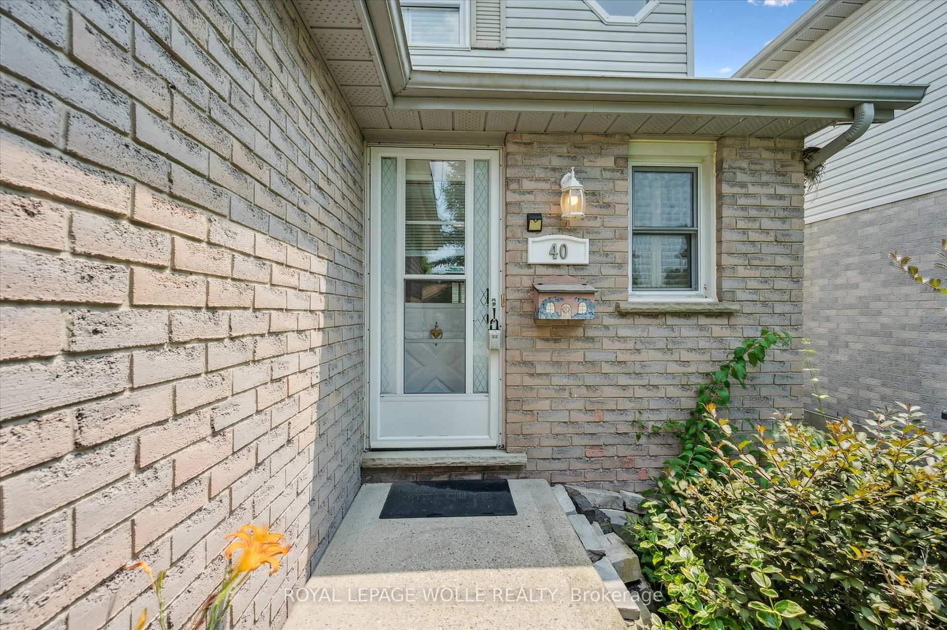 Photo 3 of 40 Rodgers Road, Guelph, Kortright West — HOMEH