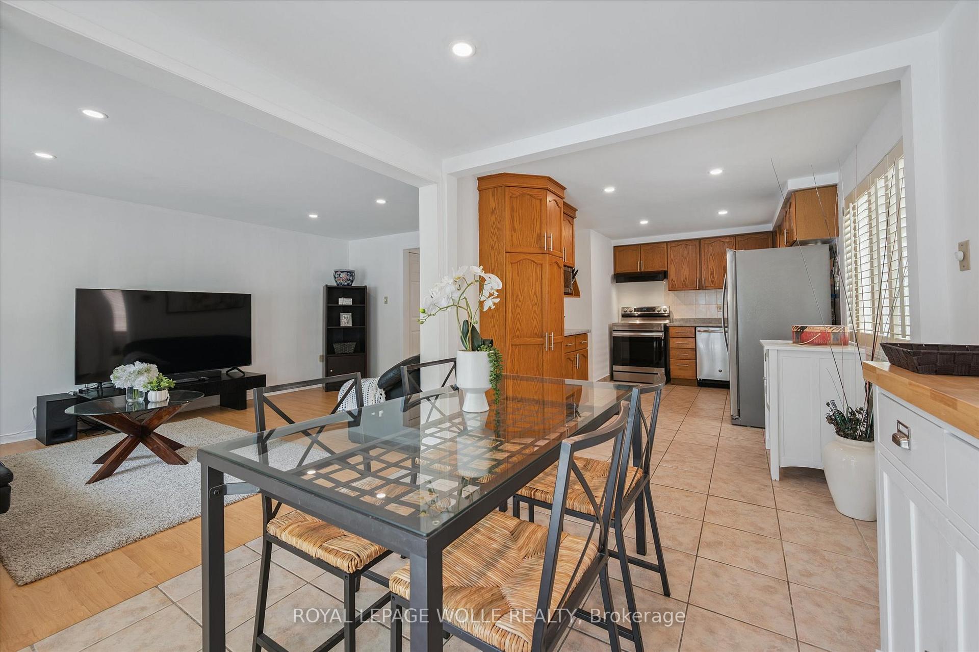 Photo 12 of 40 Rodgers Road, Guelph, Kortright West — HOMEH