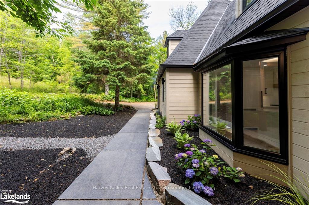 Photo 7 of 1044 Lawland Hts Rd, Gravenhurst, Muskoka (S) — HOMEH