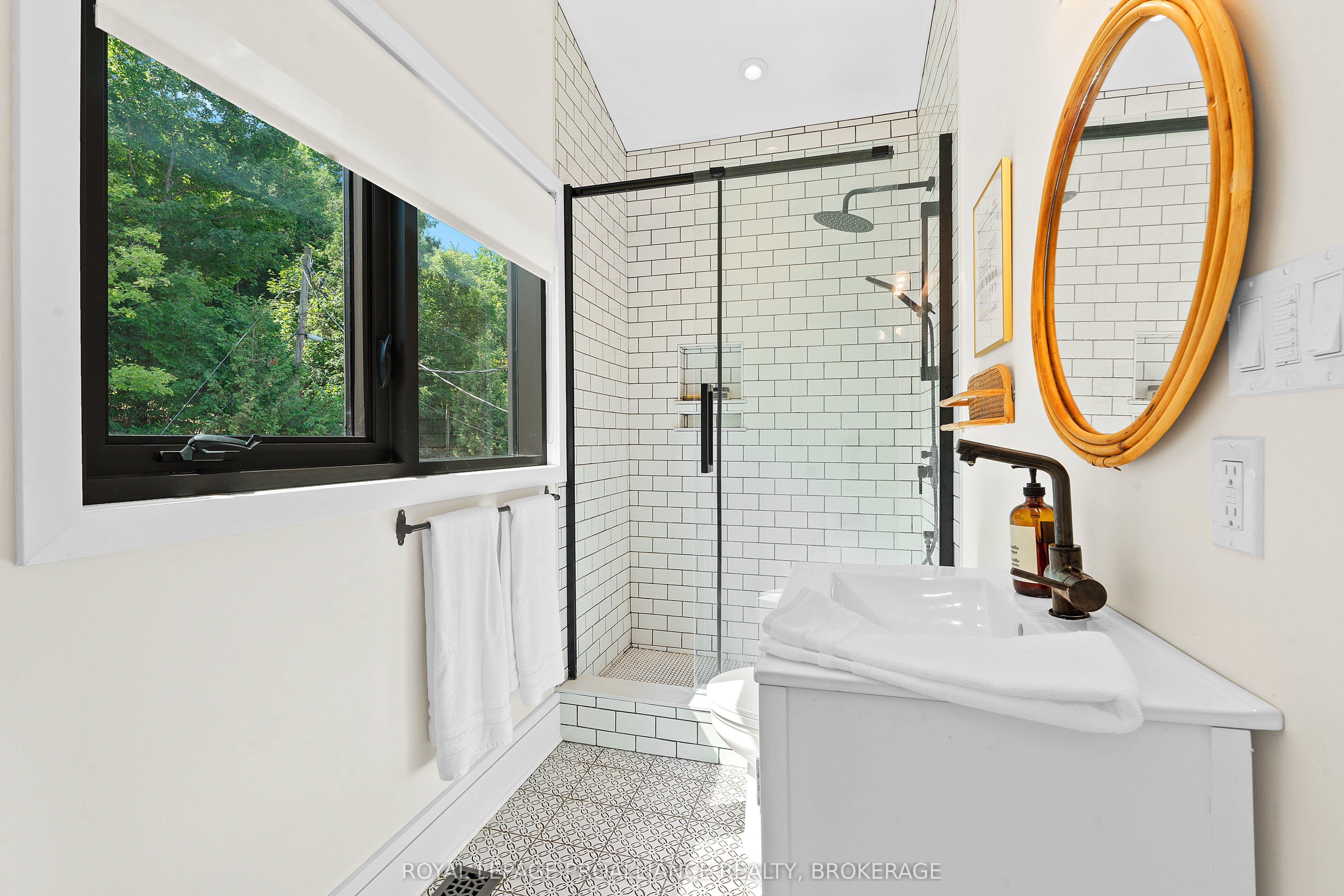Photo 24 of 1111 Heron Lane, Frontenac, Frontenac South — HOMEH
