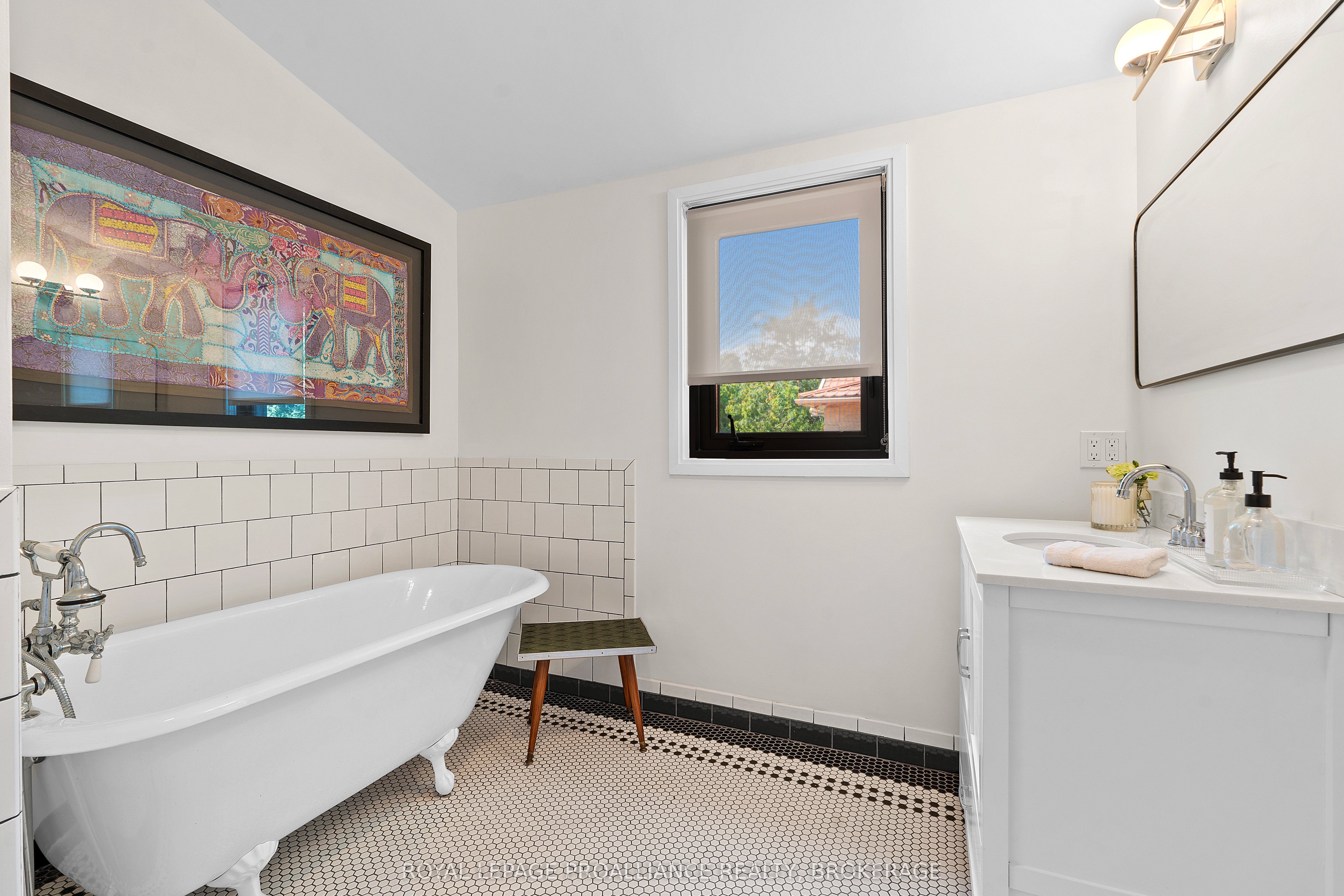 Photo 27 of 1111 Heron Lane, Frontenac, Frontenac South — HOMEH