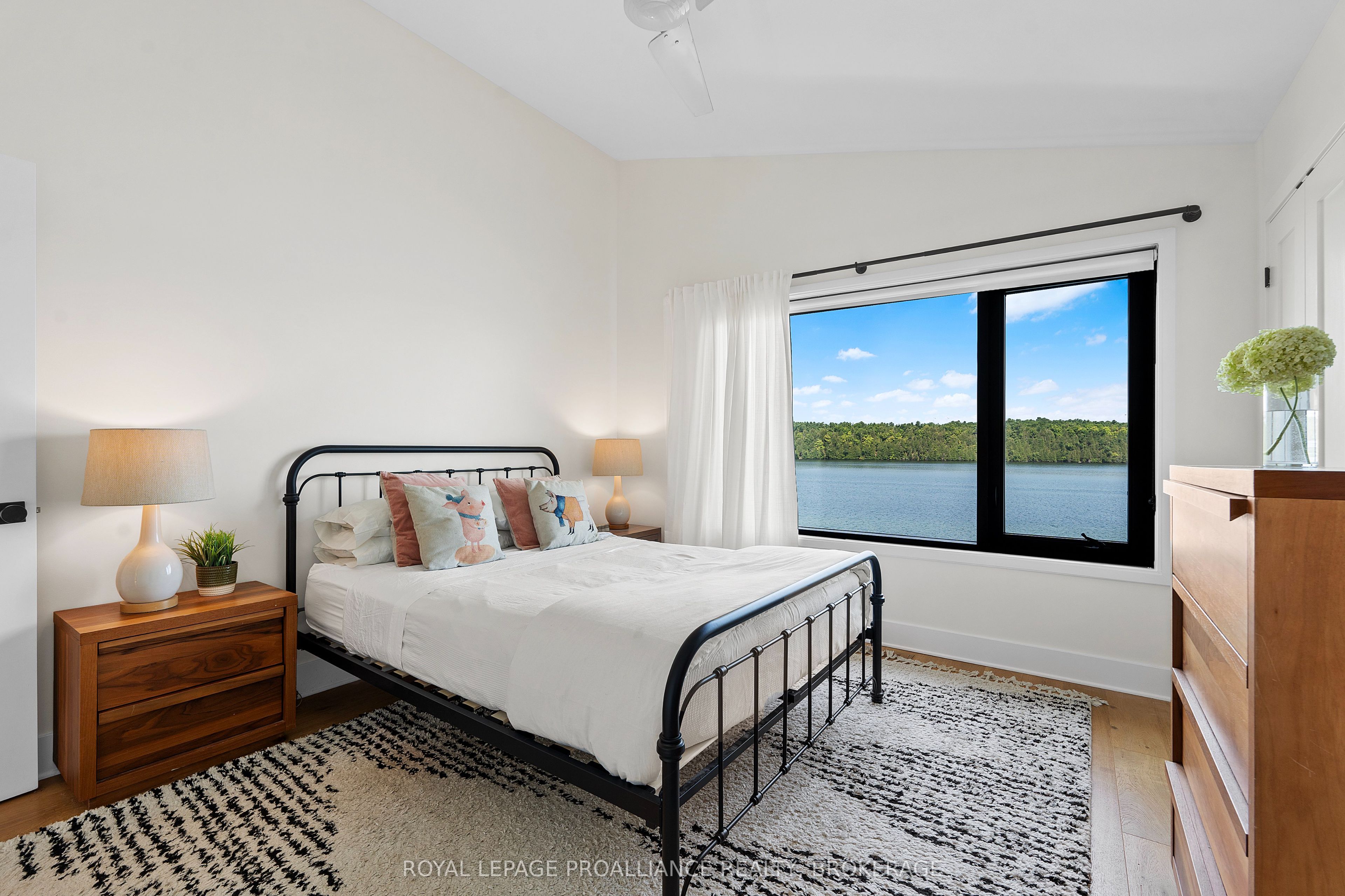 Photo 29 of 1111 Heron Lane, Frontenac, Frontenac South — HOMEH