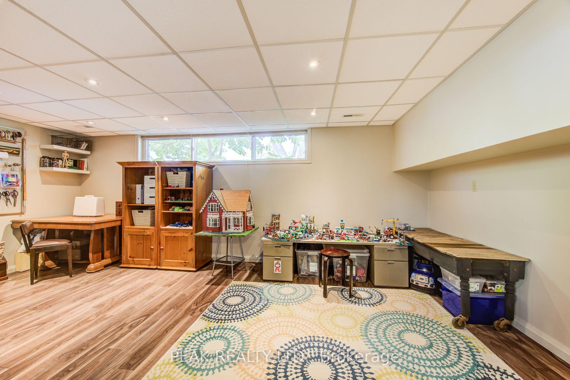Photo 25 of 42 Windsor Street, Guelph, Riverside Park — HOMEH