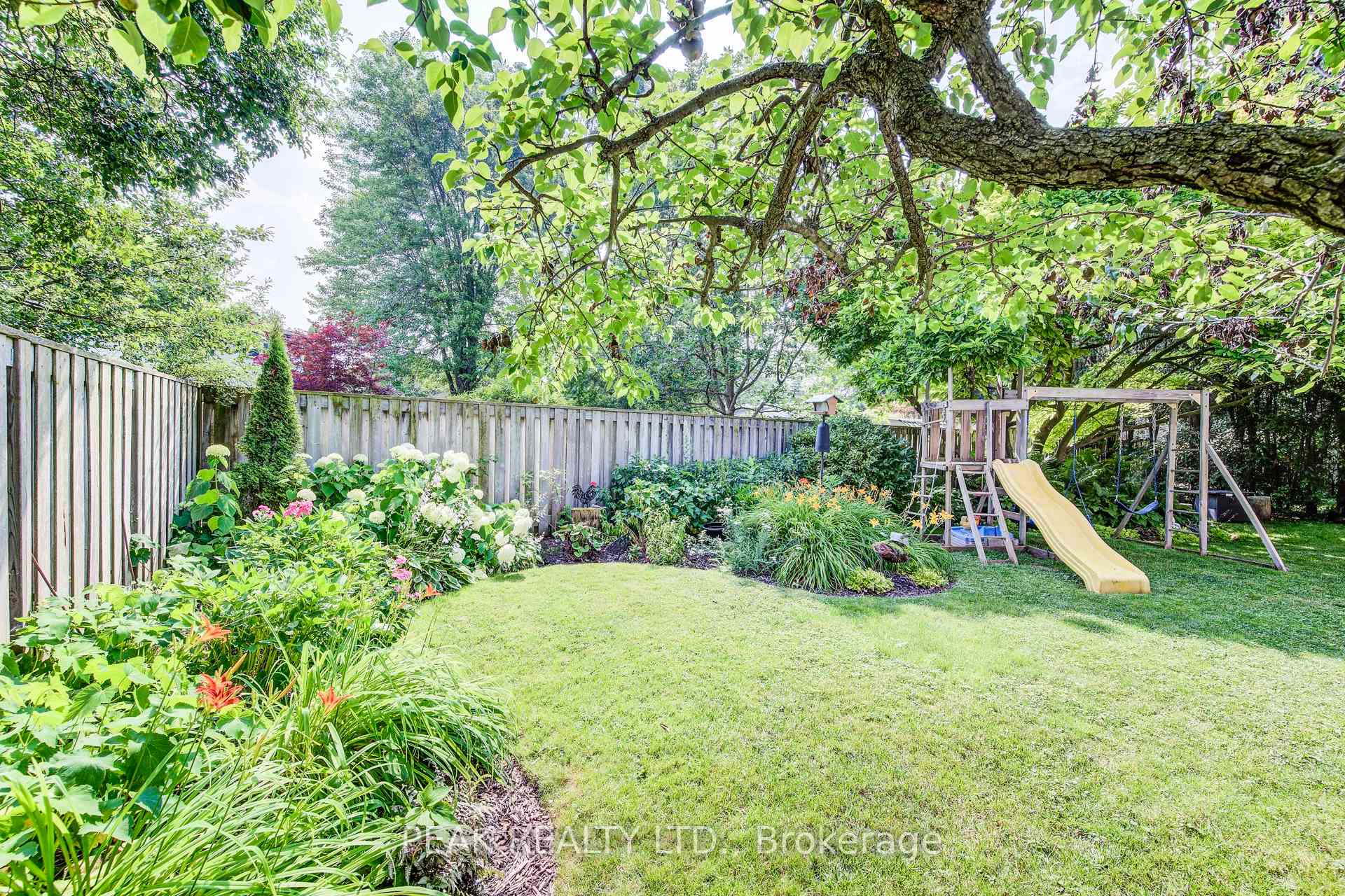 Photo 31 of 42 Windsor Street, Guelph, Riverside Park — HOMEH