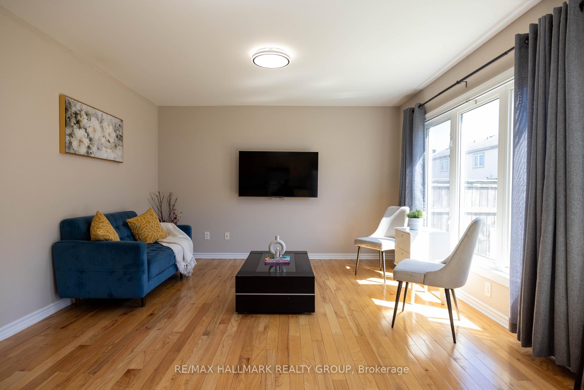 Photo 10 of 3224 Foxhound Way, Ottawa, Barrhaven - Half Moon Bay — HOMEH
