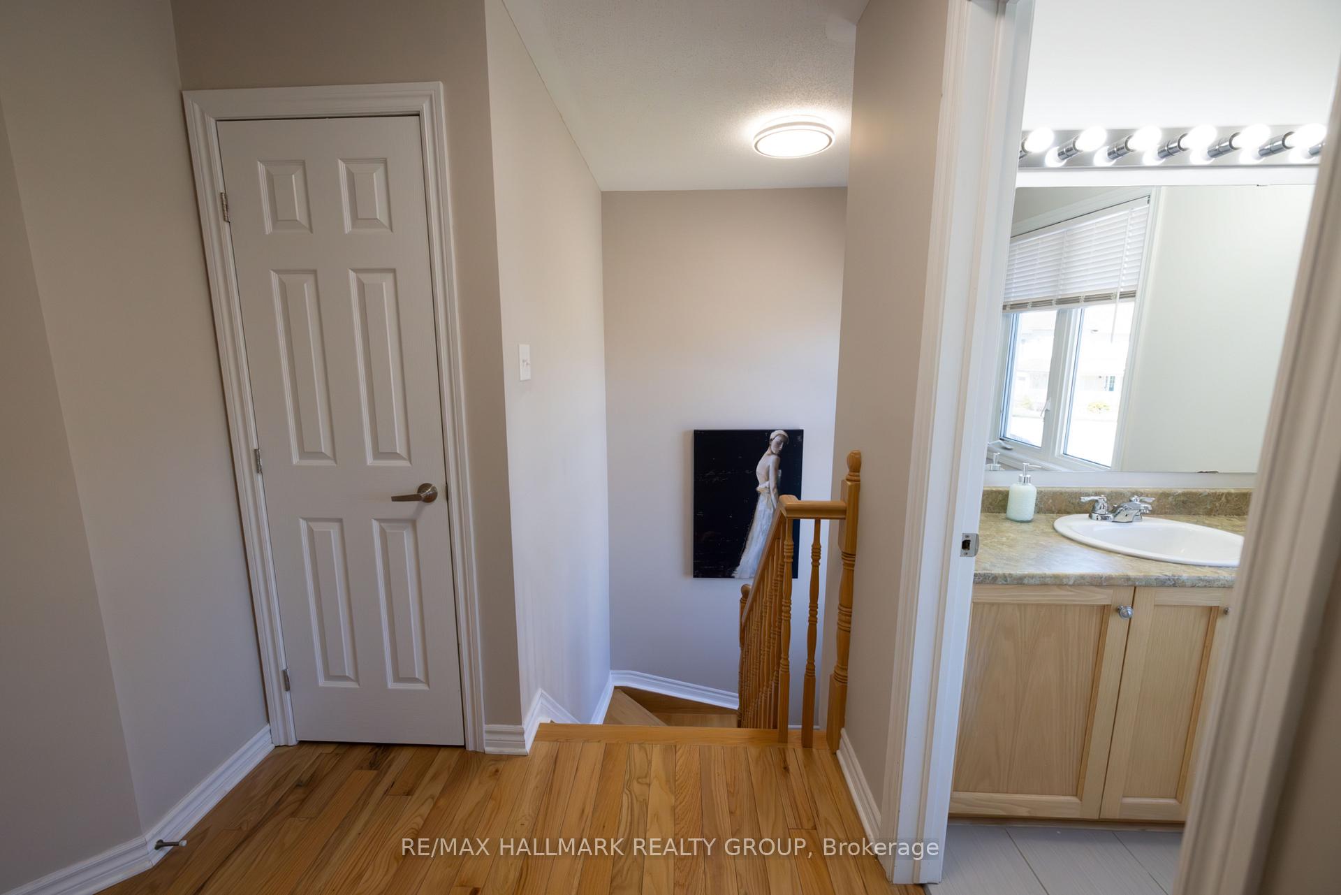 Photo 14 of 3224 Foxhound Way, Ottawa, Barrhaven - Half Moon Bay — HOMEH