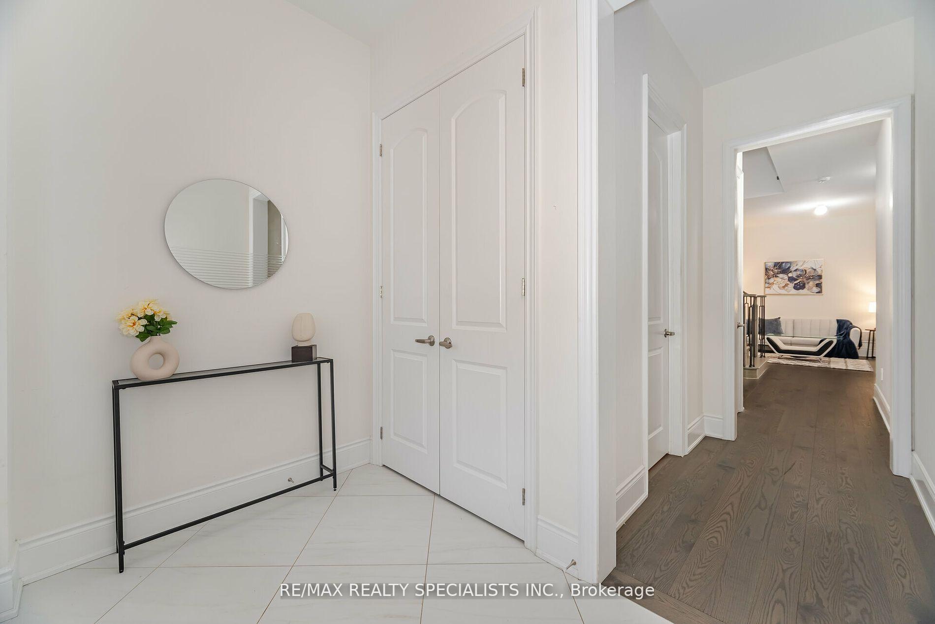 Photo 2 of 82 Royal Fern Crescent, Caledon, Rural Caledon — HOMEH