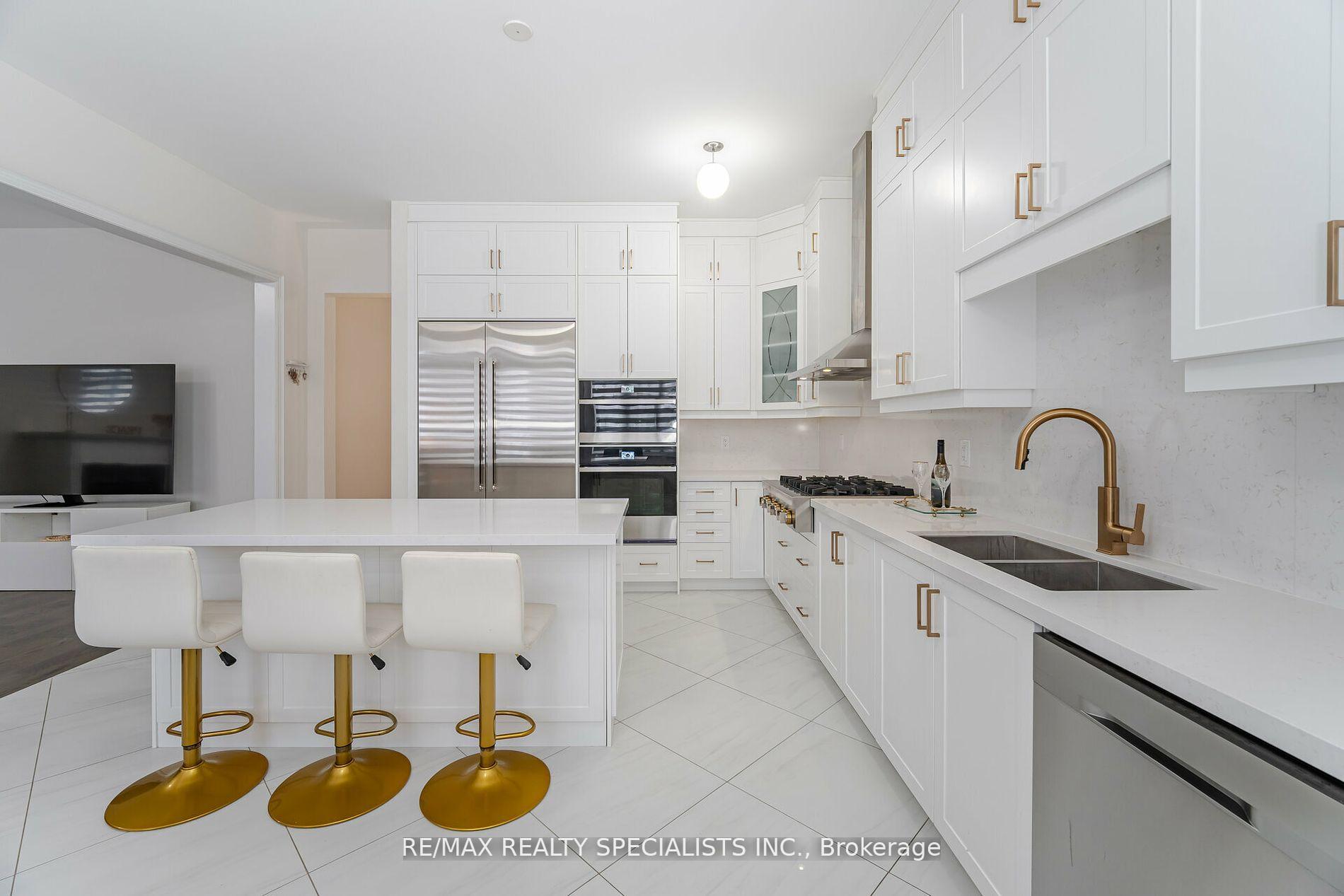 Photo 9 of 82 Royal Fern Crescent, Caledon, Rural Caledon — HOMEH