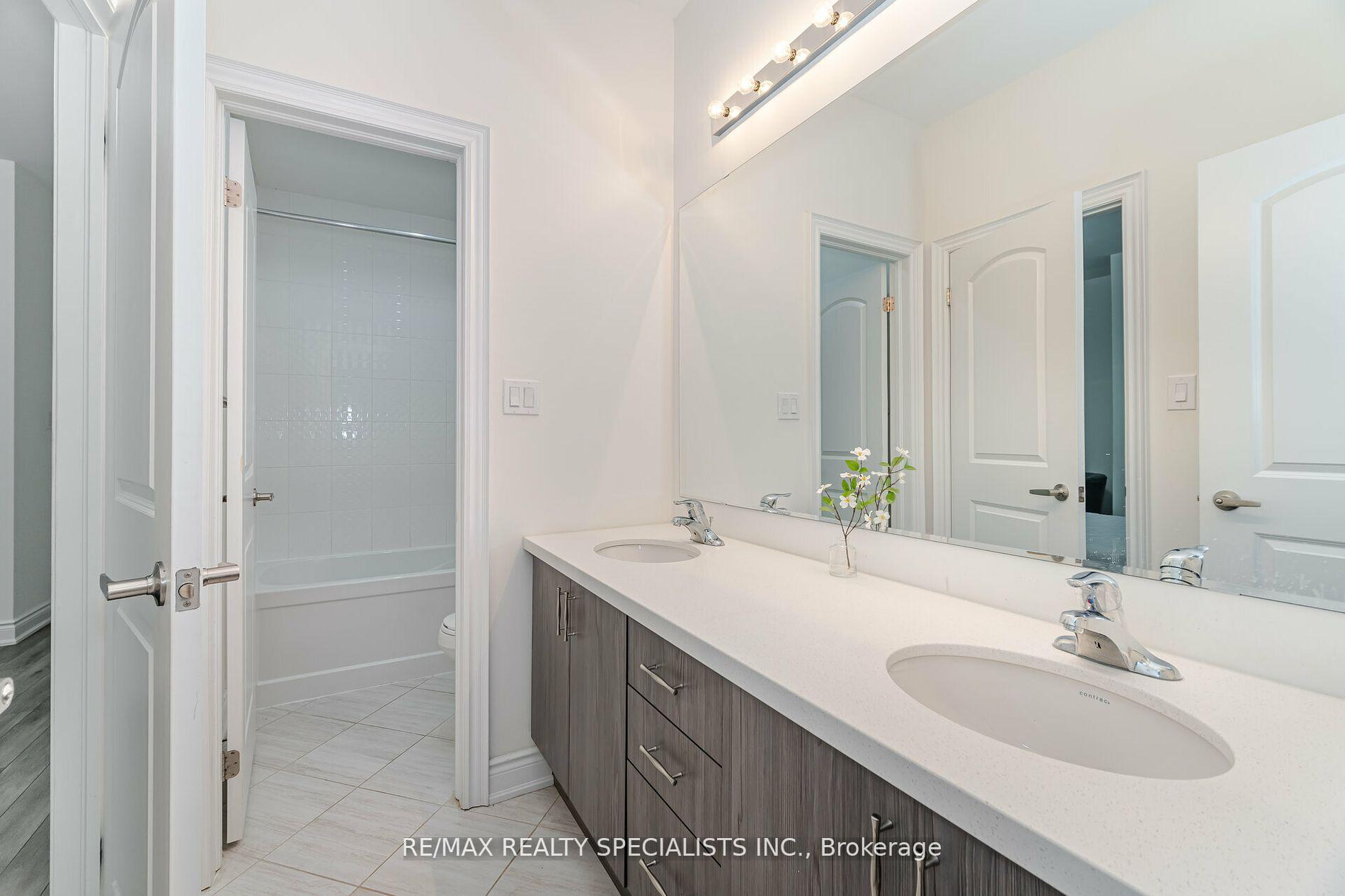 Photo 34 of 82 Royal Fern Crescent, Caledon, Rural Caledon — HOMEH