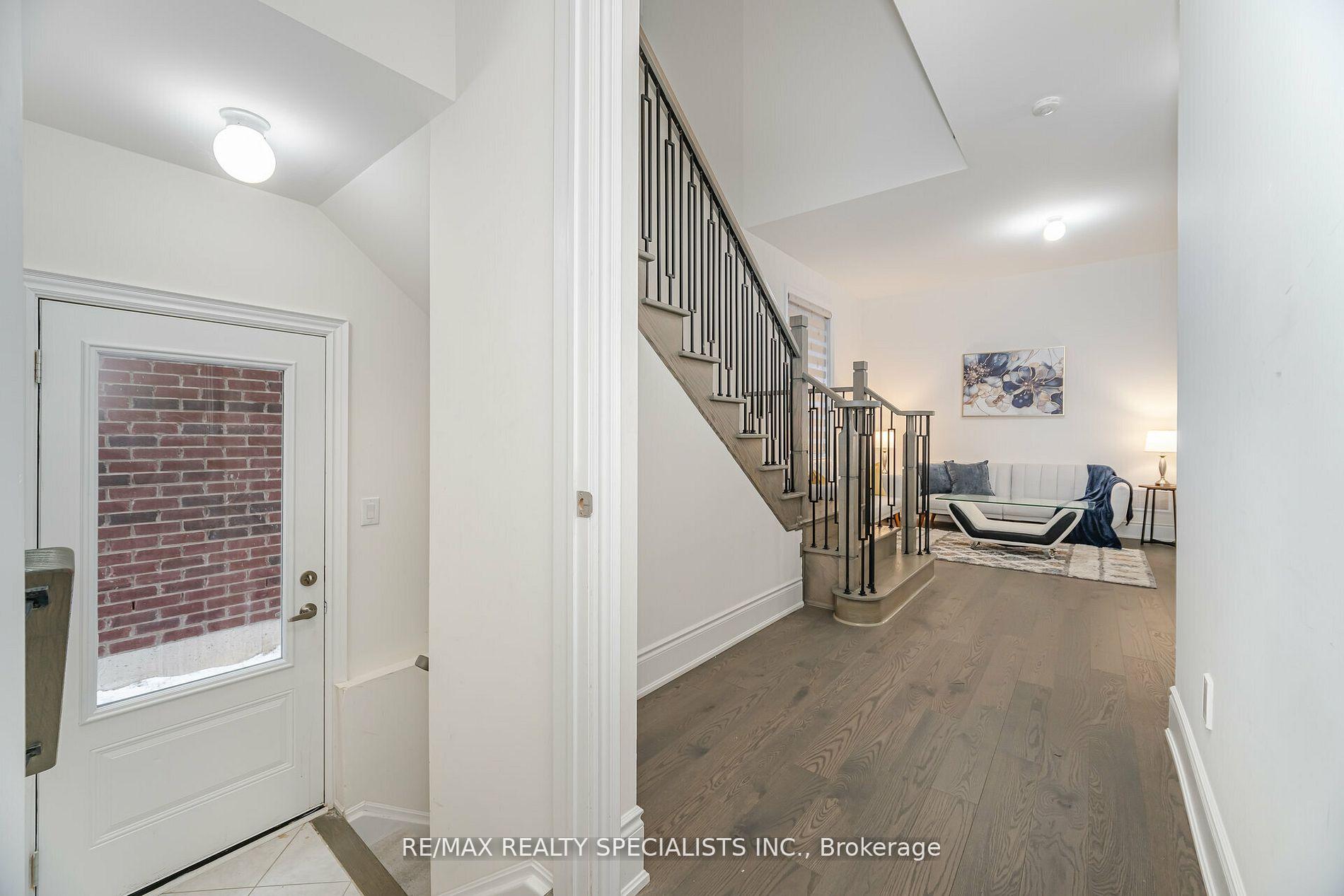 Photo 16 of 82 Royal Fern Crescent, Caledon, Rural Caledon — HOMEH