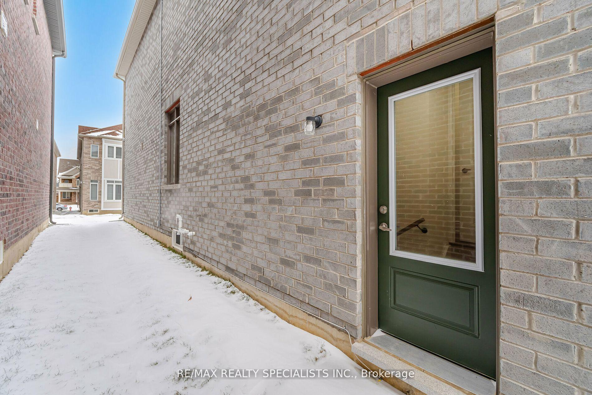 Photo 18 of 82 Royal Fern Crescent, Caledon, Rural Caledon — HOMEH