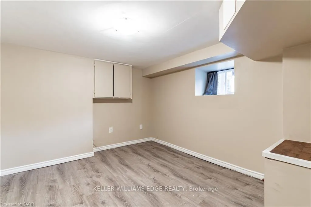 Photo 15 of Unit B, 9 Blythe Street, Hamilton, Stinson — HOMEH