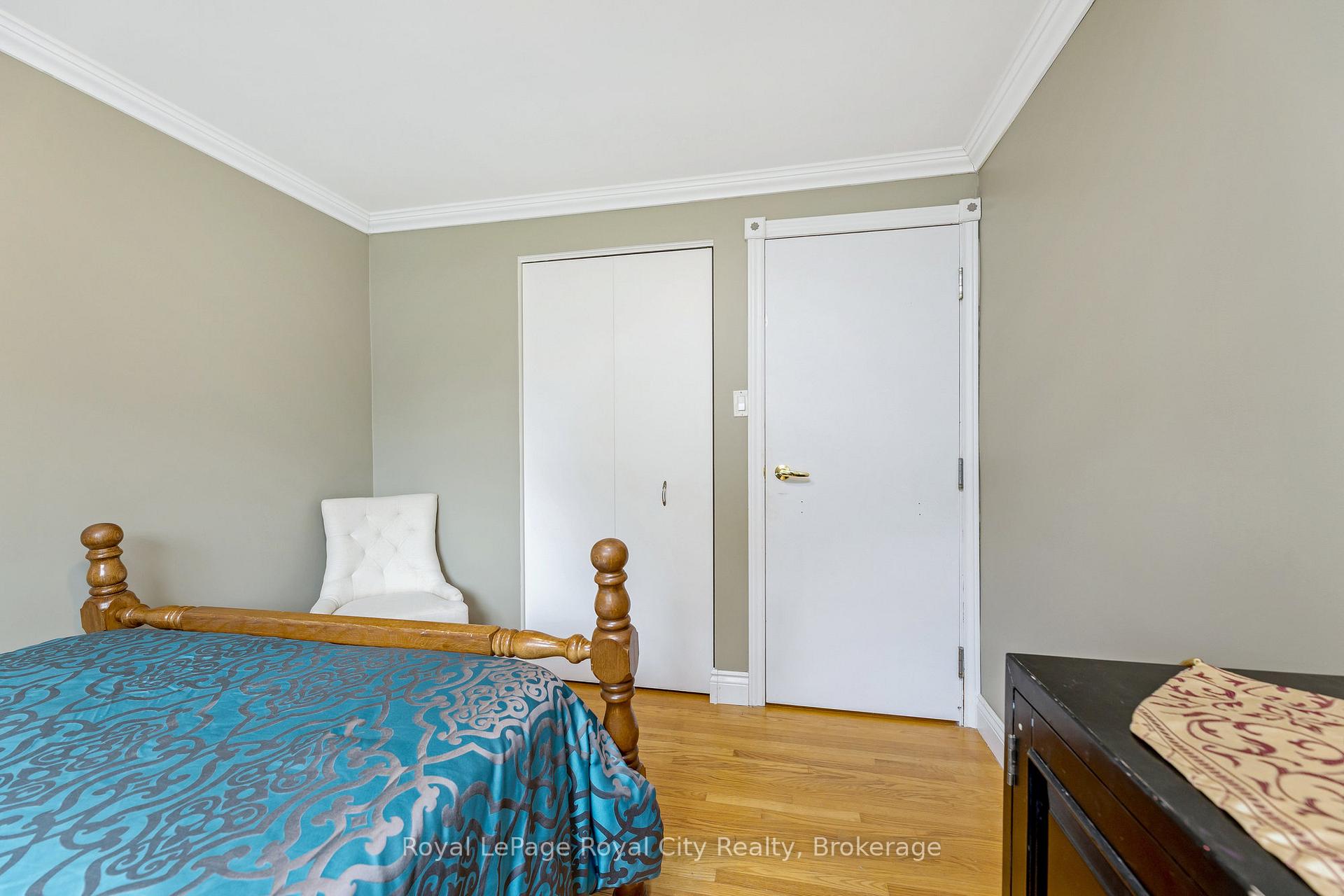 Photo 20 of 38 Algoma Drive, Guelph, Victoria North — HOMEH