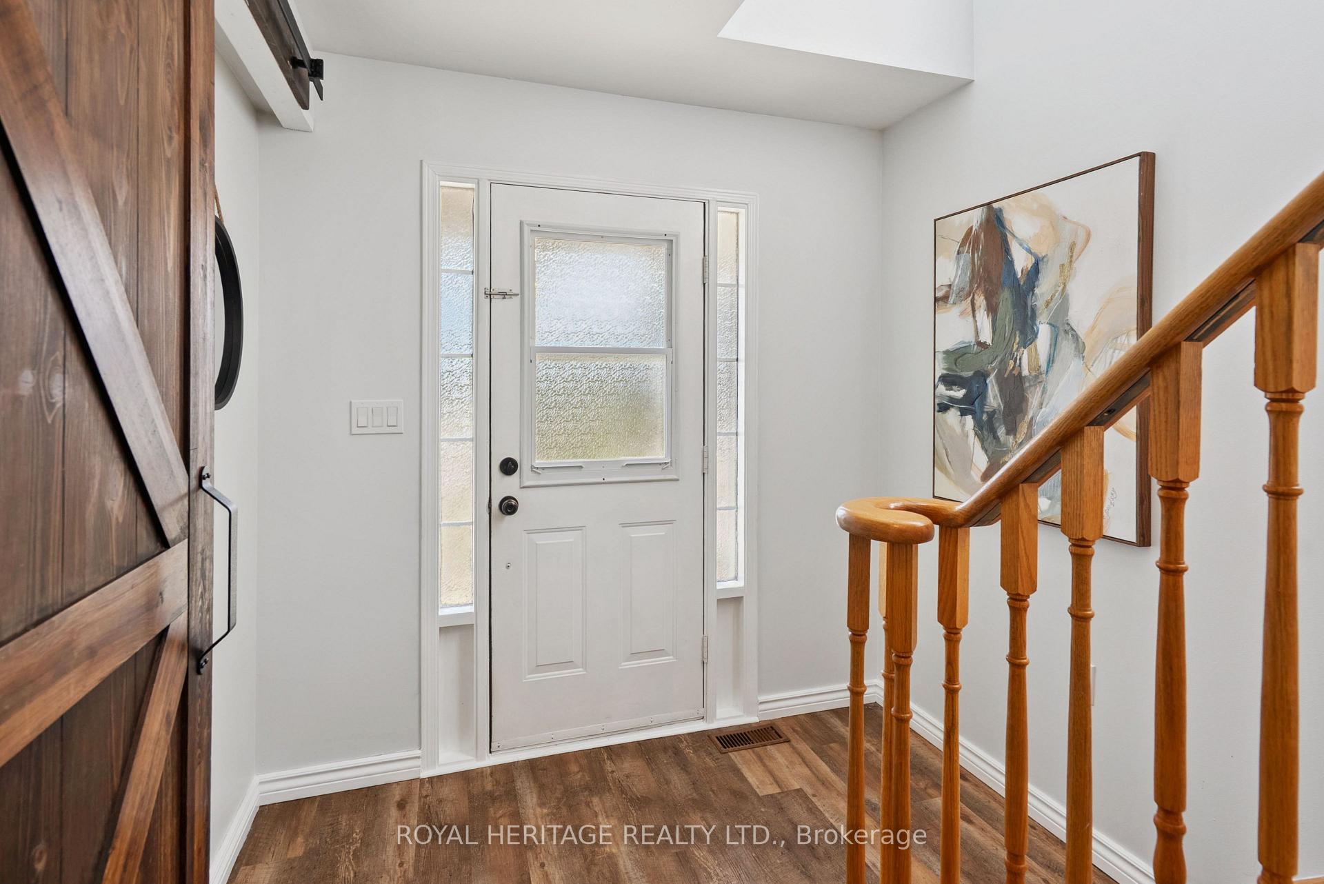 Photo 3 of 96 Wilkins Crescent, Clarington, Courtice — HOMEH