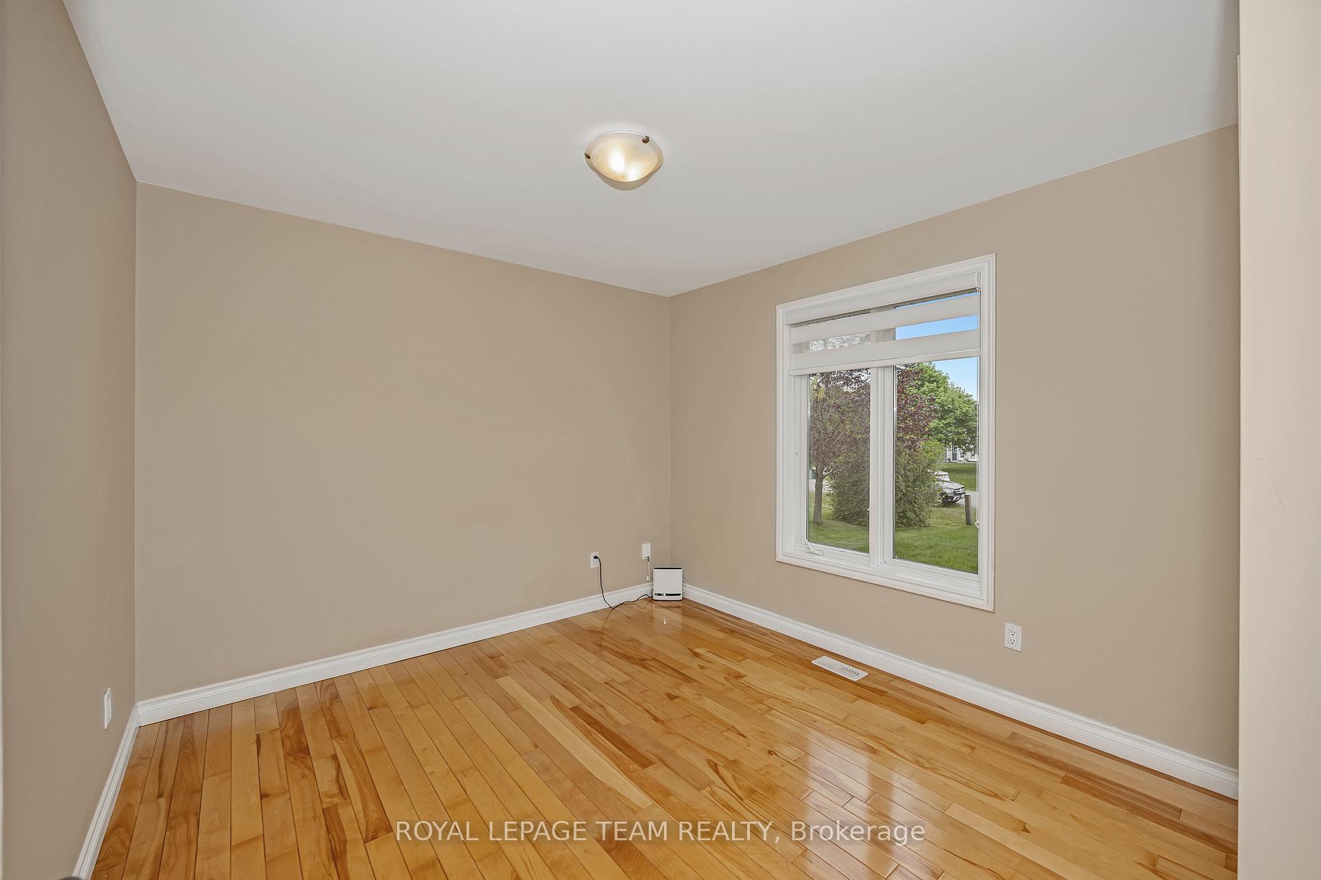 Photo 19 of 6701 Tommary Drive, Ottawa, Greely — HOMEH