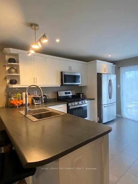 Photo 4 of 84 Butternut Drive, Cornwall — HOMEH