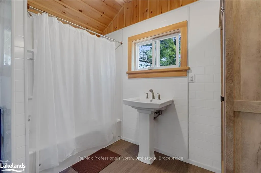 Photo 44 of 1 2GL (gull), Gravenhurst, Muskoka (S) — HOMEH