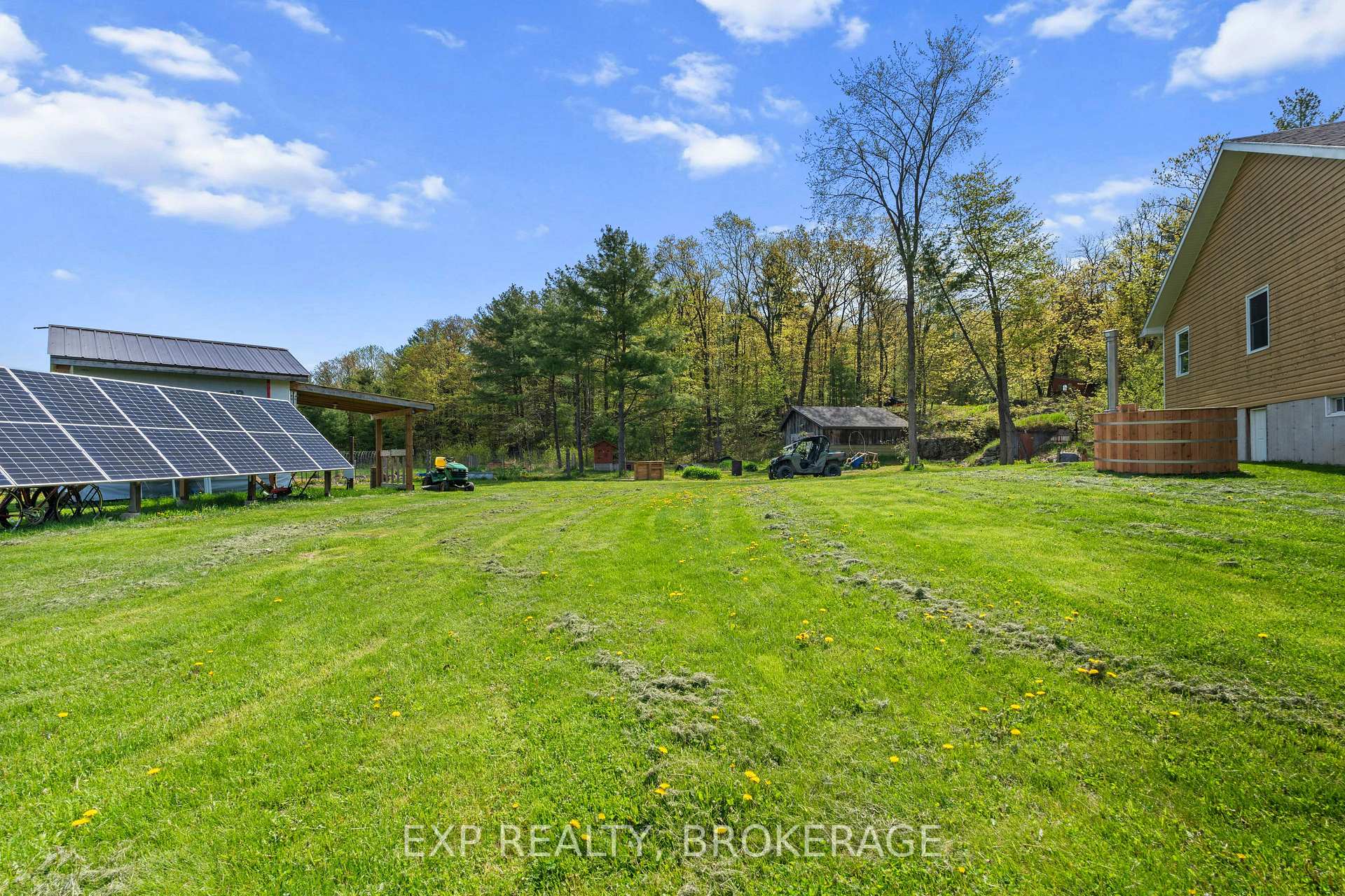Photo 34 of 36 Traverse Lake Lane, Frontenac, Frontenac South — HOMEH