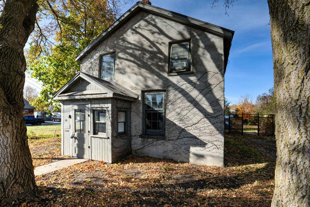 Photo 2 of 98 Cannifton Road, Belleville, Belleville Ward — HOMEH