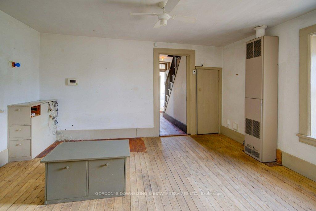 Photo 11 of 98 Cannifton Road, Belleville, Belleville Ward — HOMEH