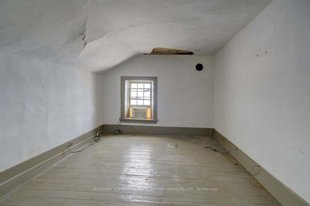 Photo 26 of 98 Cannifton Road, Belleville, Belleville Ward — HOMEH