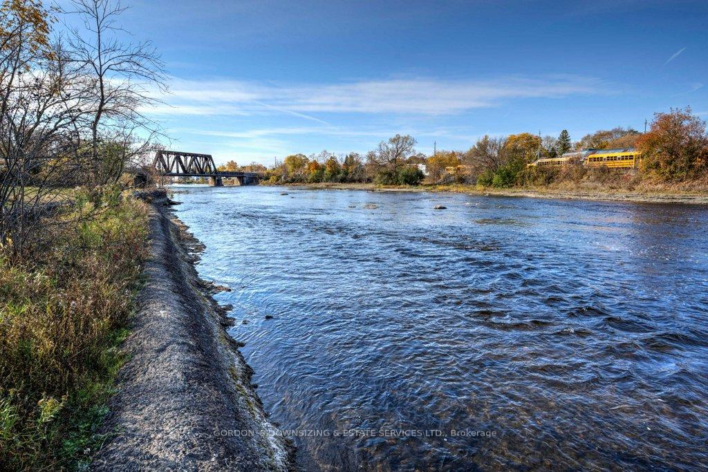 Photo 39 of 98 Cannifton Road, Belleville, Belleville Ward — HOMEH