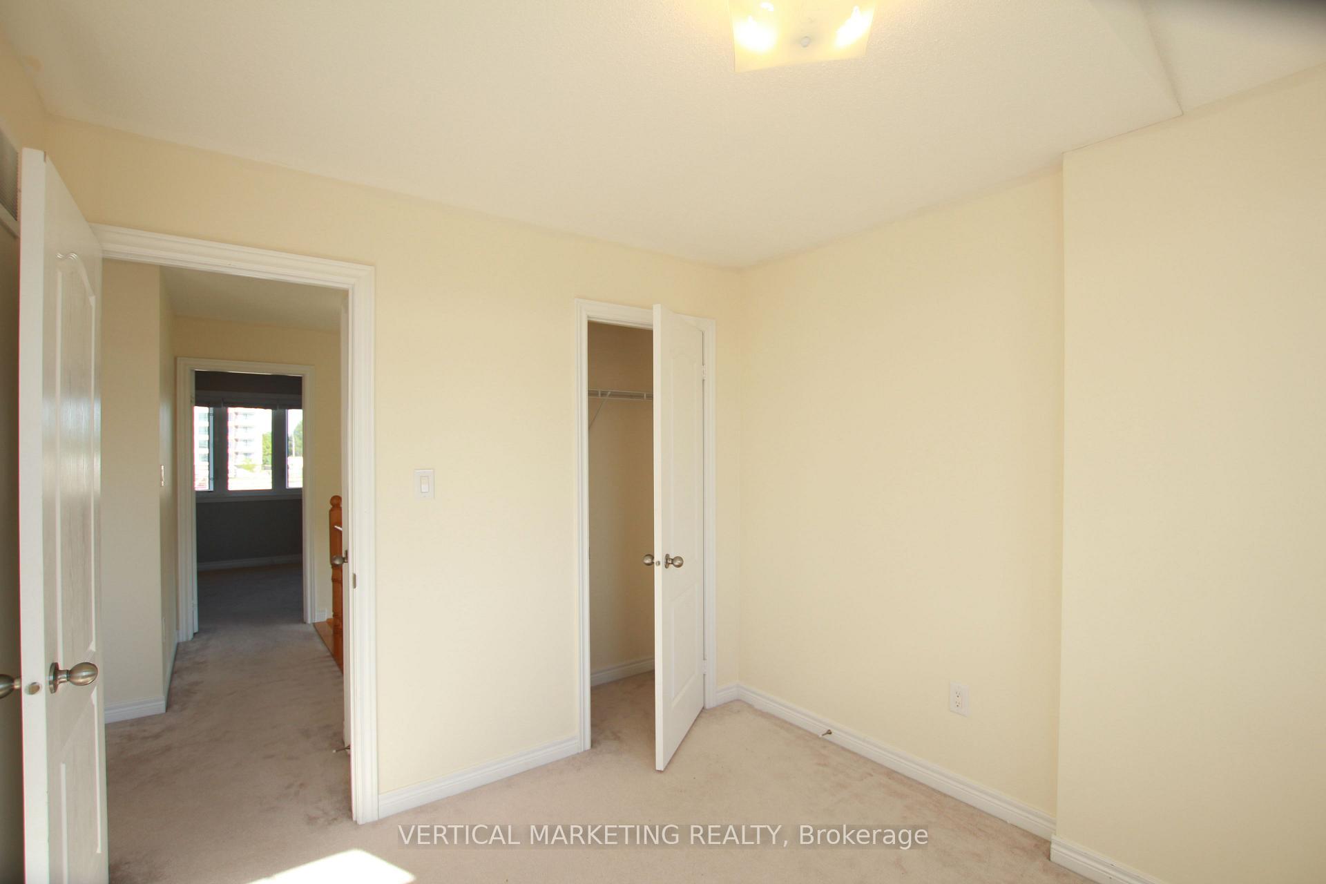 Photo 11 of 72 Pearcey Crescent, Barrie, West Bayfield — HOMEH