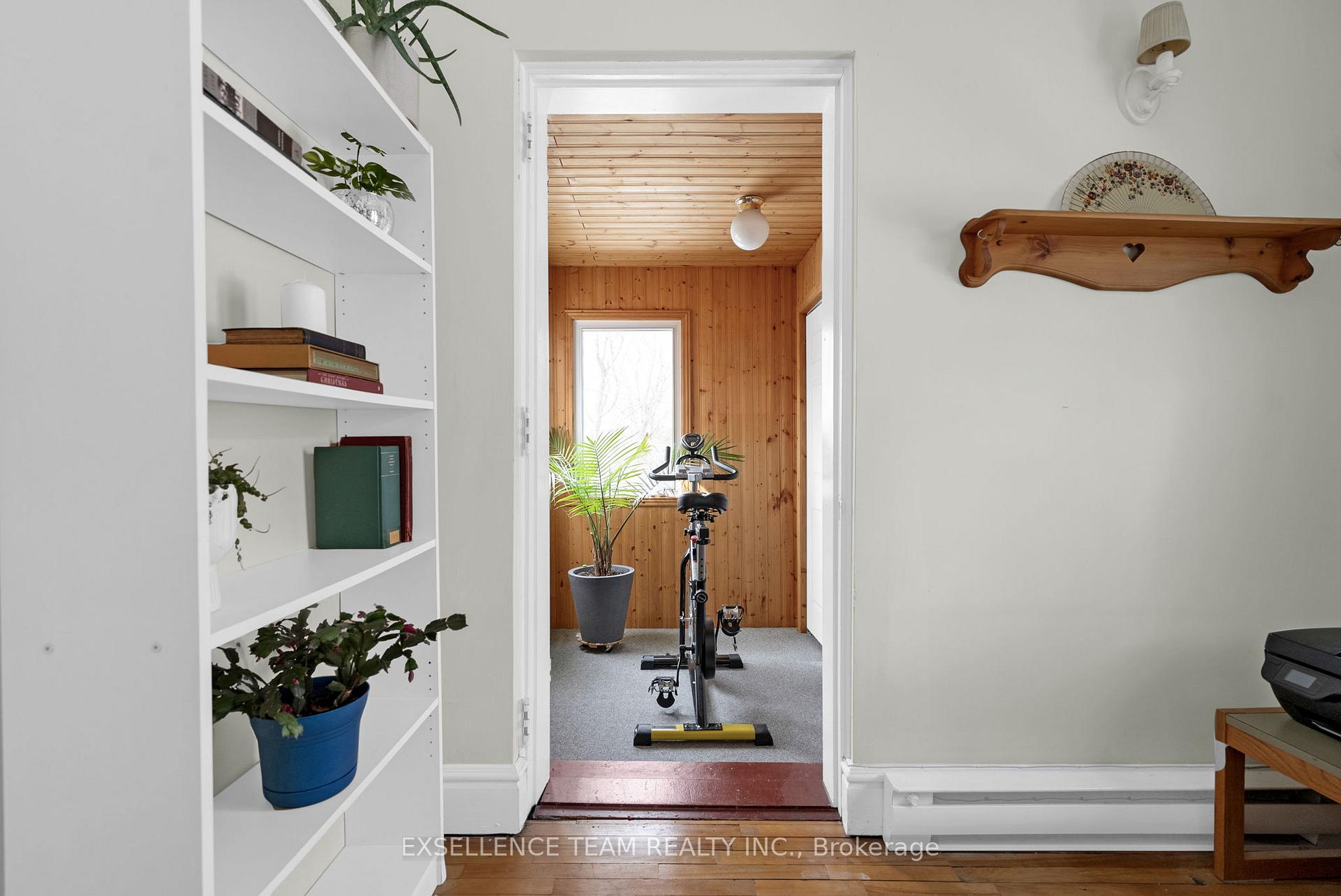 Photo 16 of 137 Fourth Street W, Cornwall — HOMEH