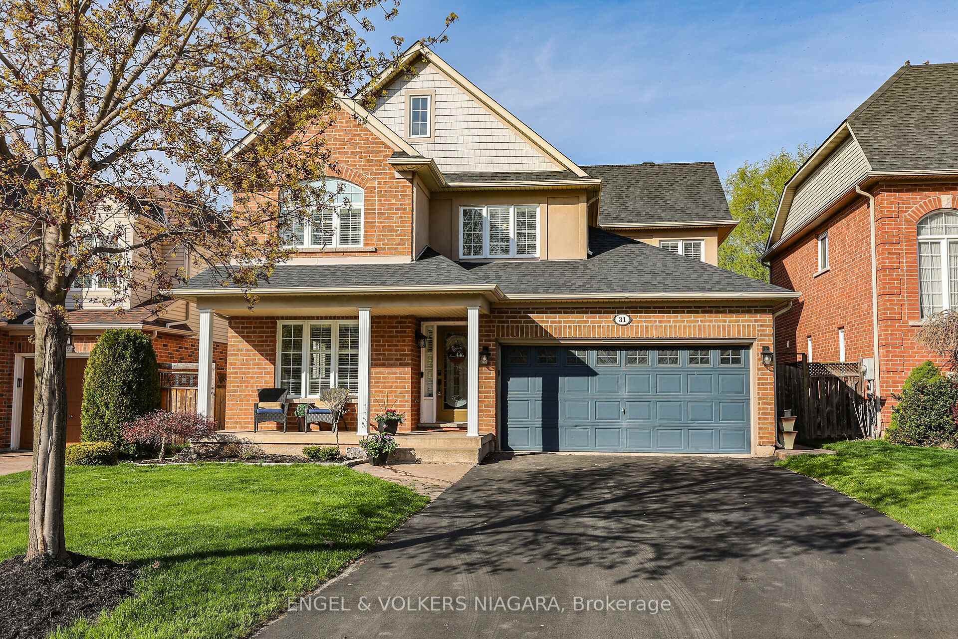 Photo 2 of 31 Chardonnay Place, Grimsby, Grimsby East — HOMEH