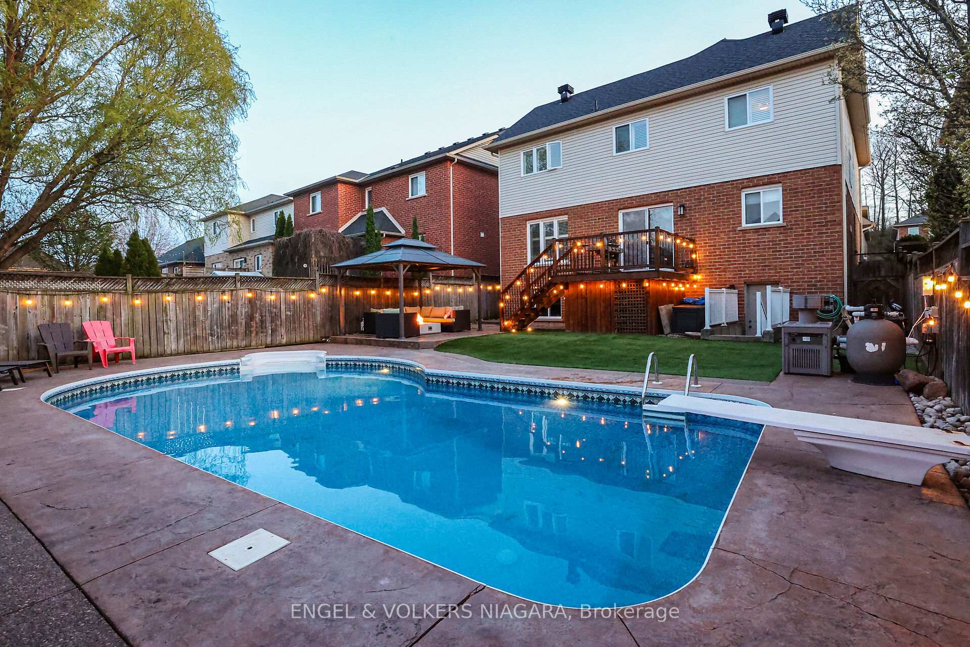 Photo 9 of 31 Chardonnay Place, Grimsby, Grimsby East — HOMEH