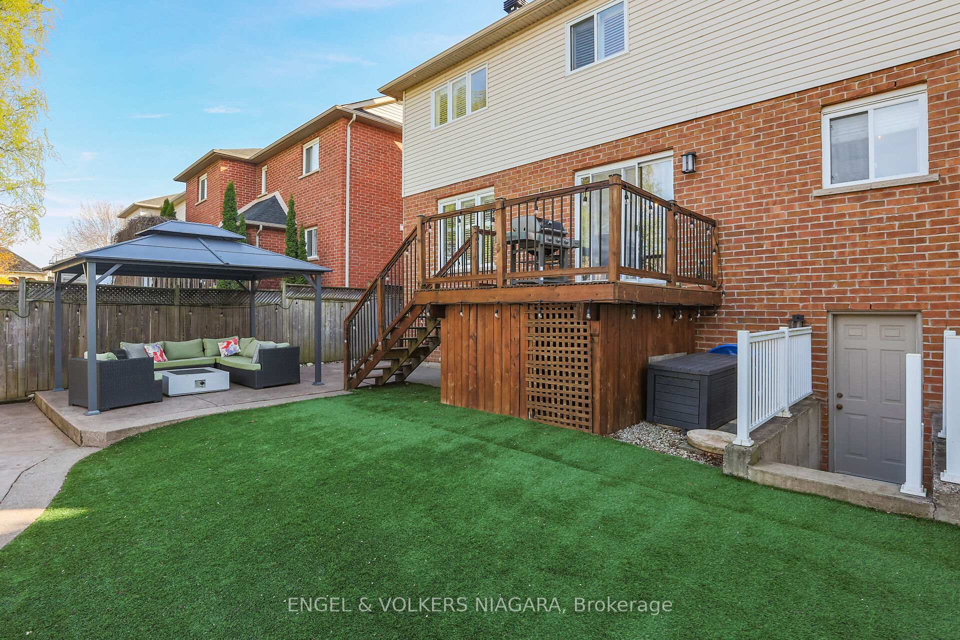 Photo 15 of 31 Chardonnay Place, Grimsby, Grimsby East — HOMEH