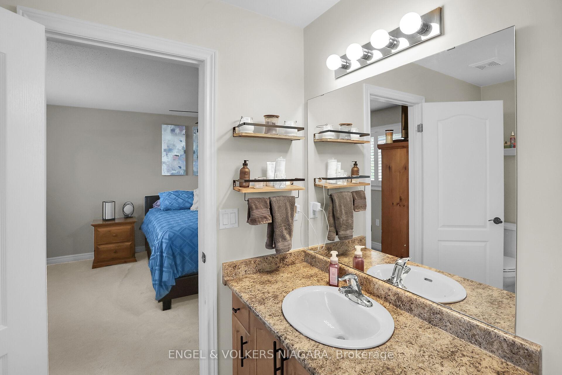 Photo 38 of 31 Chardonnay Place, Grimsby, Grimsby East — HOMEH