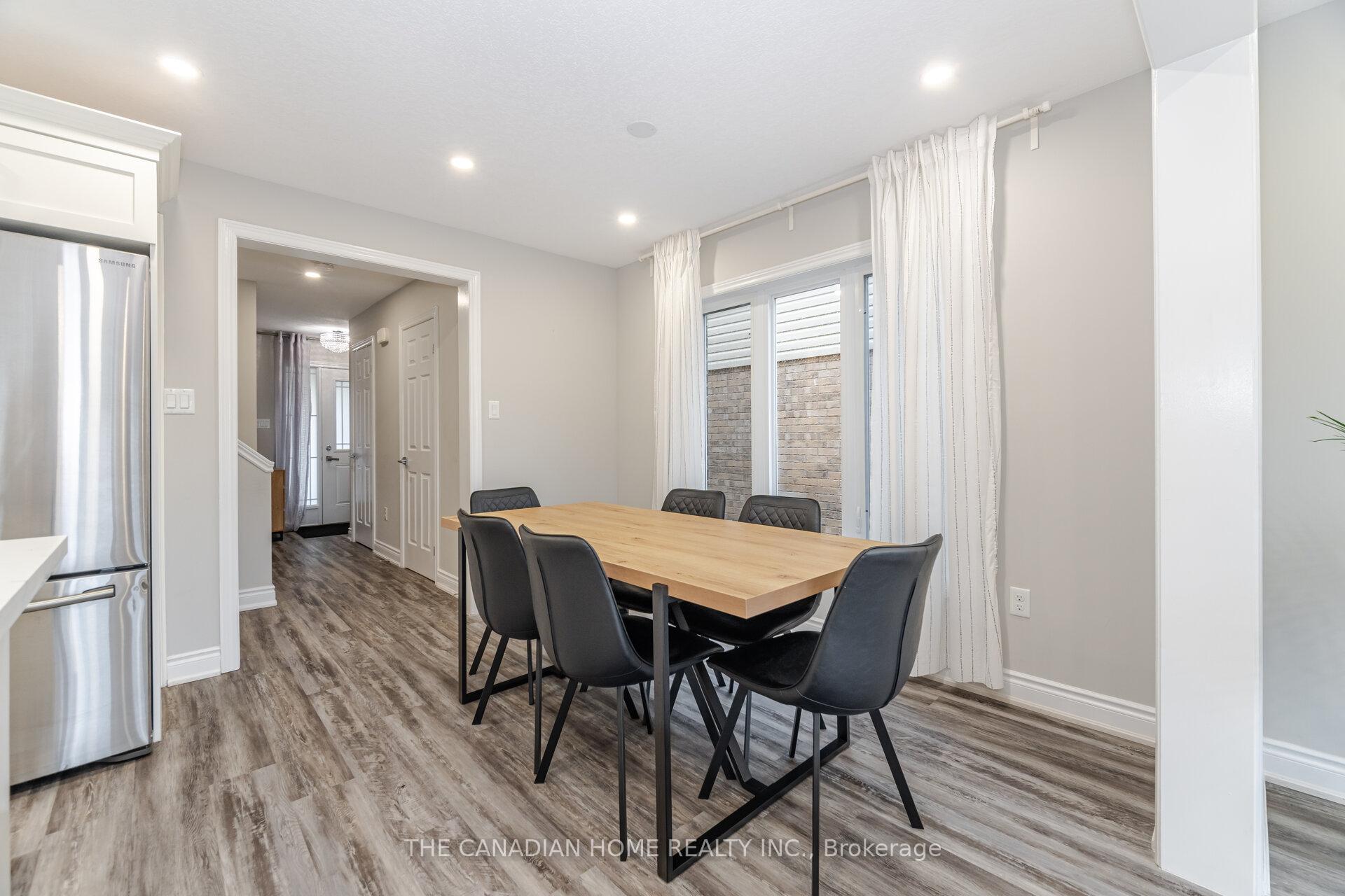 Photo 9 of 28 Ambrous Crescent, Guelph, Kortright East — HOMEH