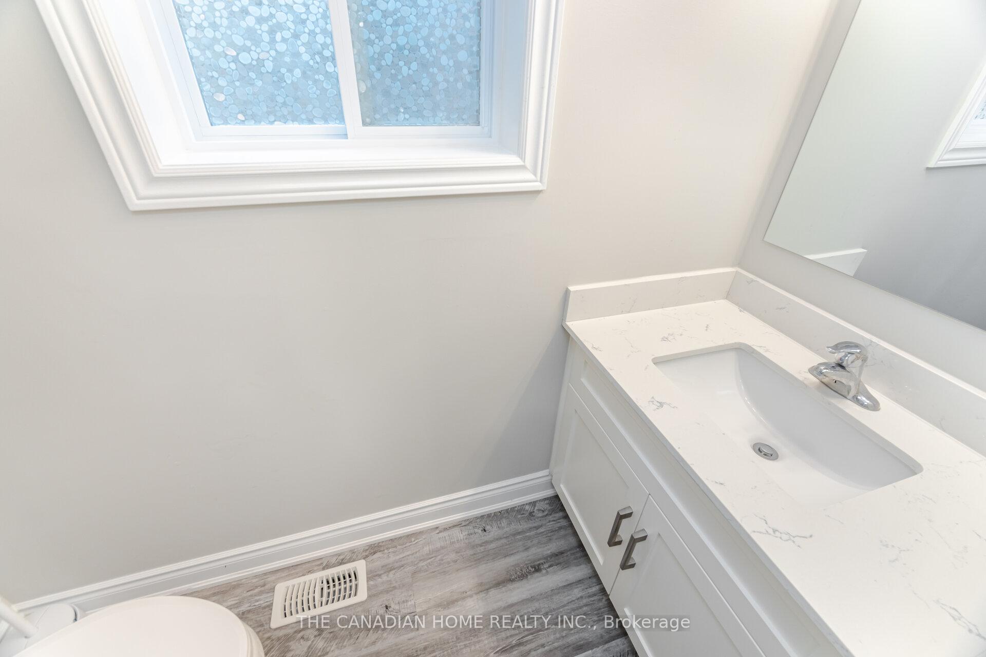 Photo 18 of 28 Ambrous Crescent, Guelph, Kortright East — HOMEH