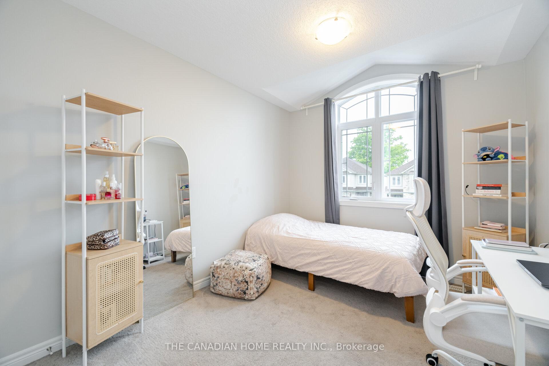 Photo 29 of 28 Ambrous Crescent, Guelph, Kortright East — HOMEH