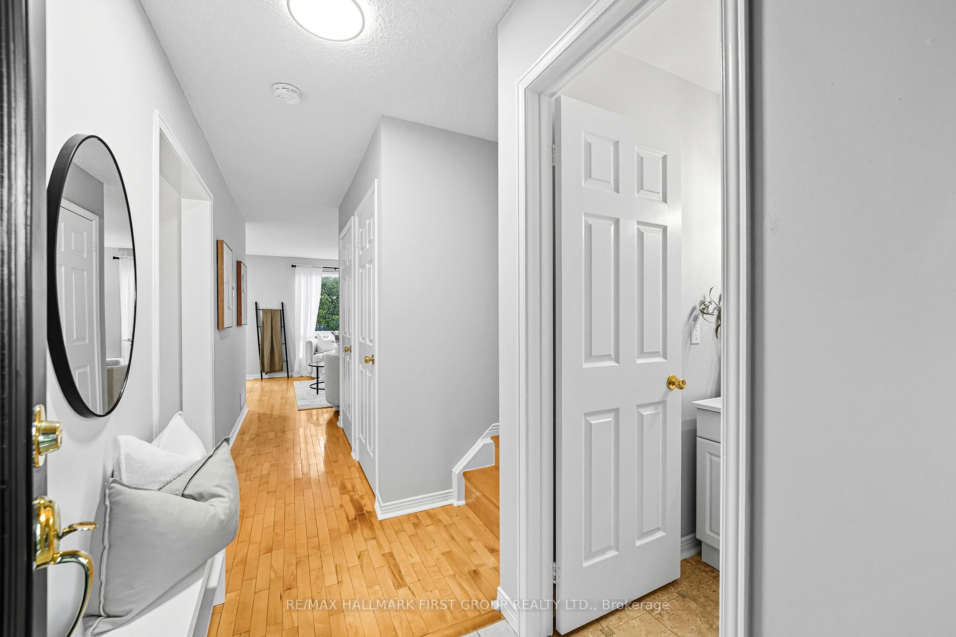 Photo 4 of 50 Stagemaster Crescent, Clarington, Courtice — HOMEH