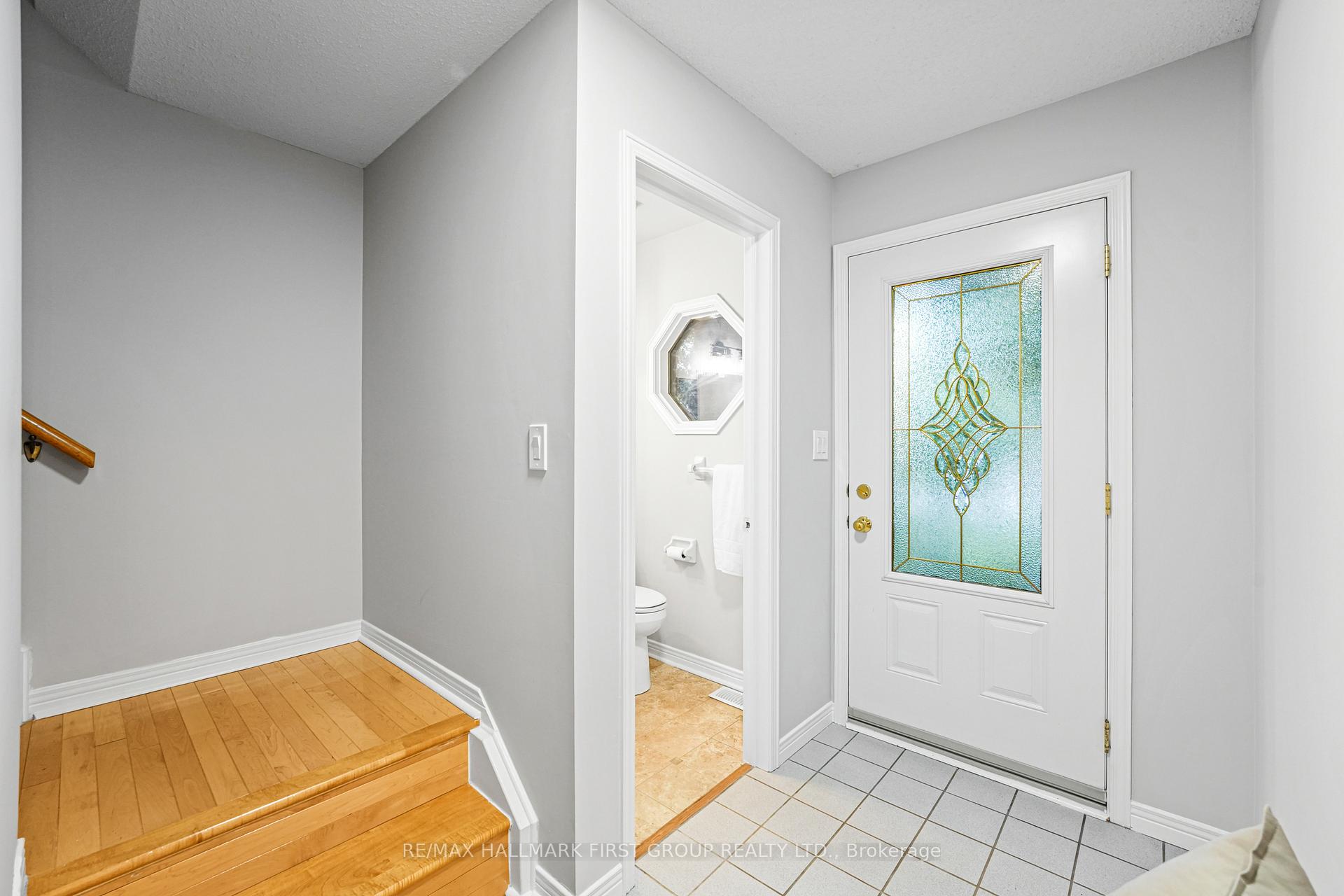 Photo 5 of 50 Stagemaster Crescent, Clarington, Courtice — HOMEH