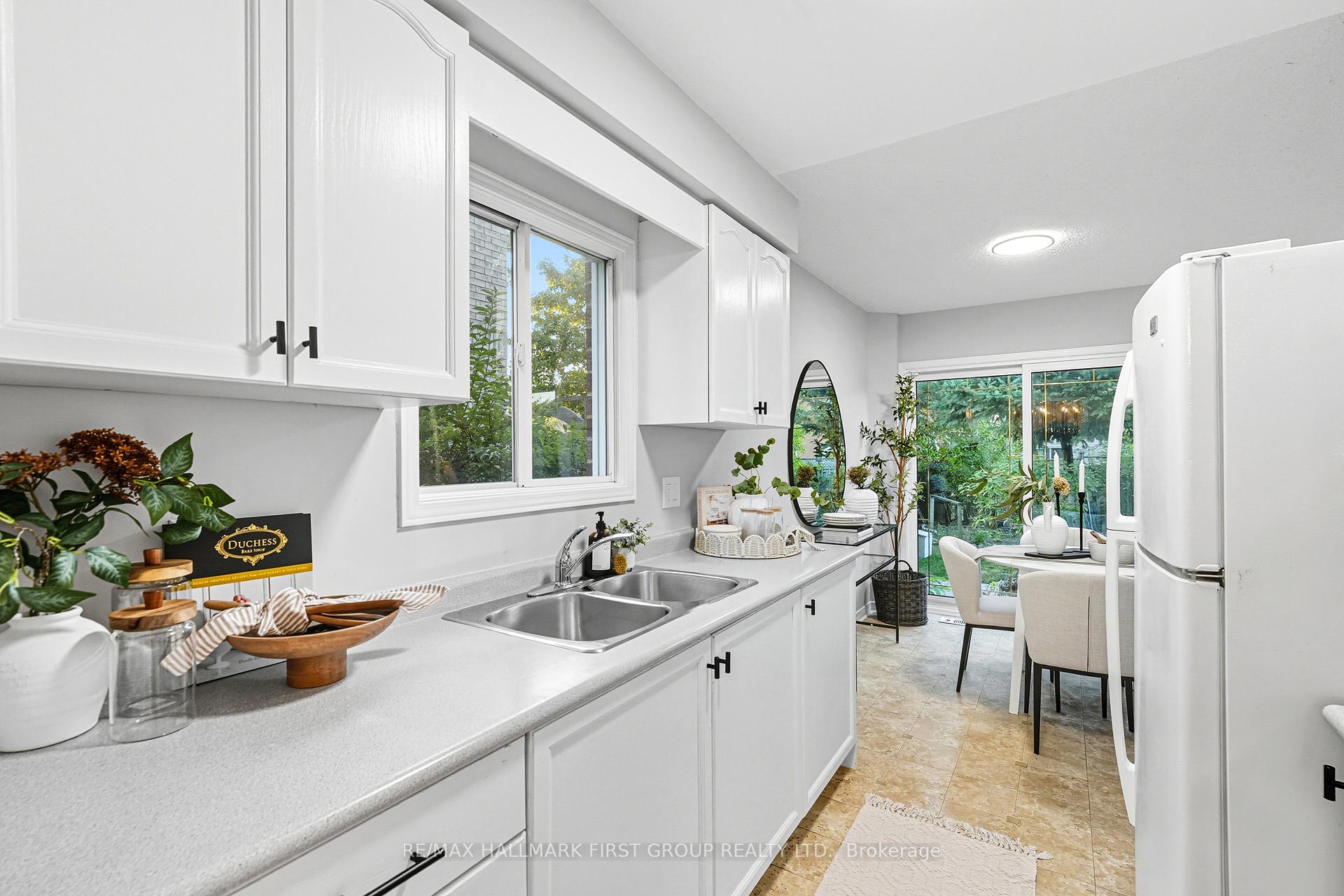 Photo 13 of 50 Stagemaster Crescent, Clarington, Courtice — HOMEH