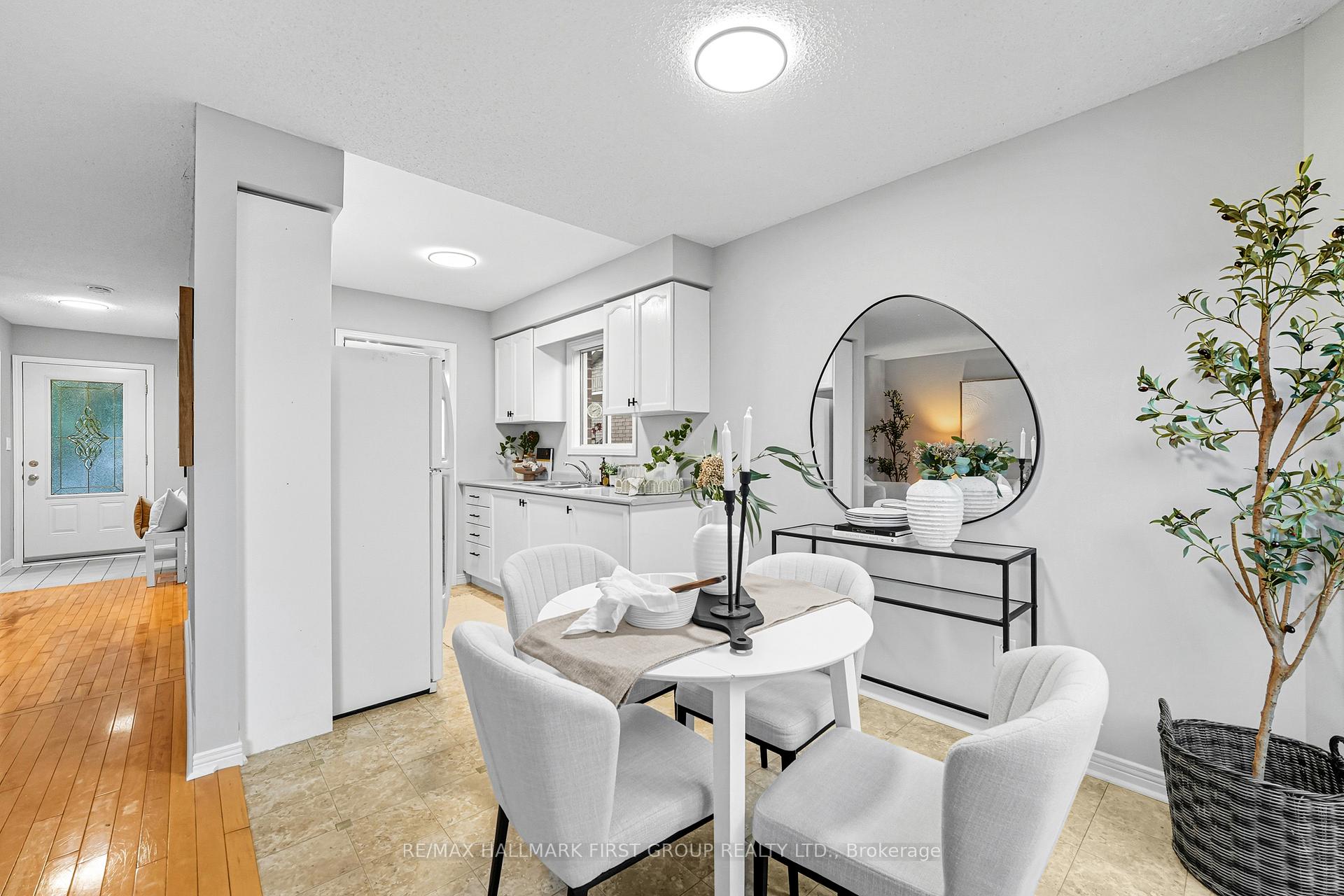 Photo 18 of 50 Stagemaster Crescent, Clarington, Courtice — HOMEH