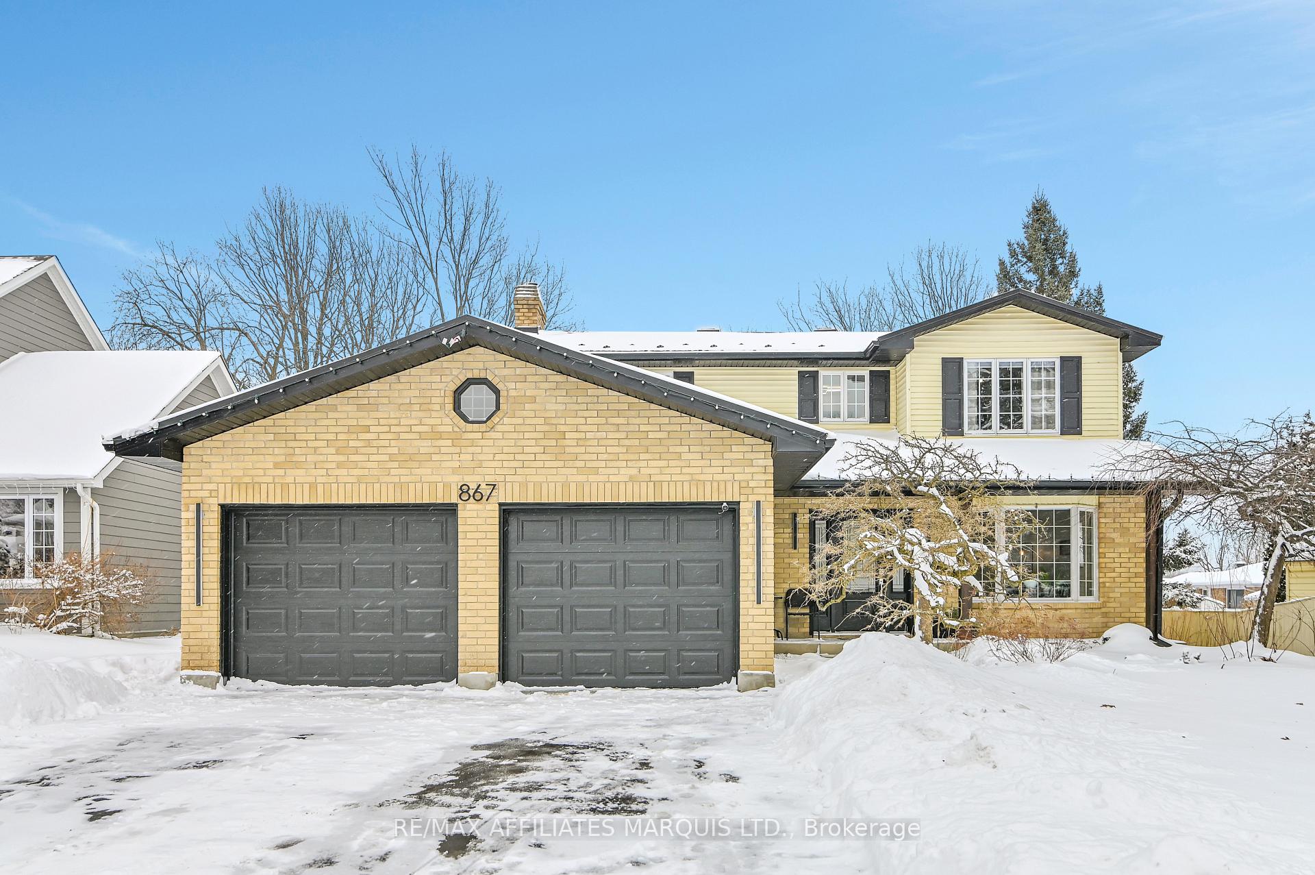 Photo 1 of 867 Chelsea Crescent, Cornwall — HOMEH