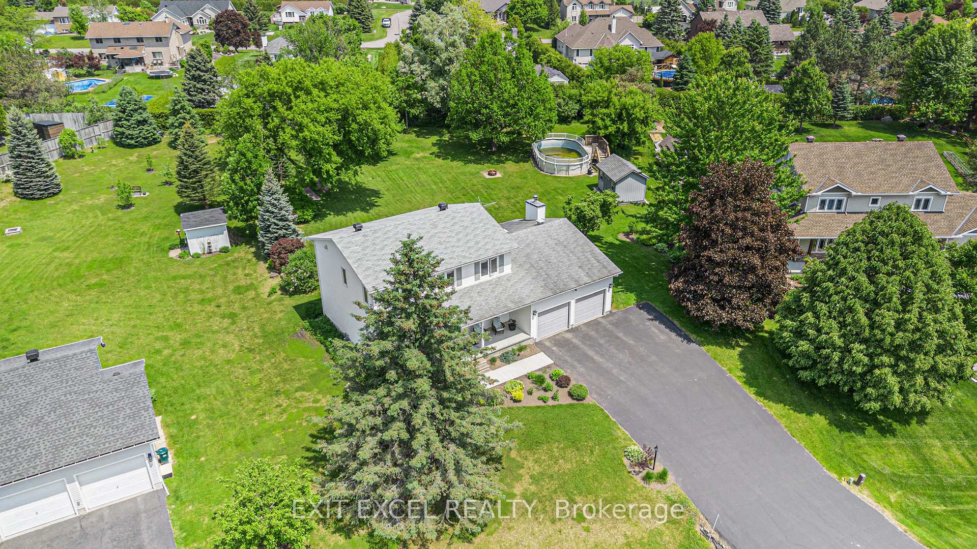 Photo 8 of 1551 Stanleyfield Crescent, Ottawa, Greely — HOMEH